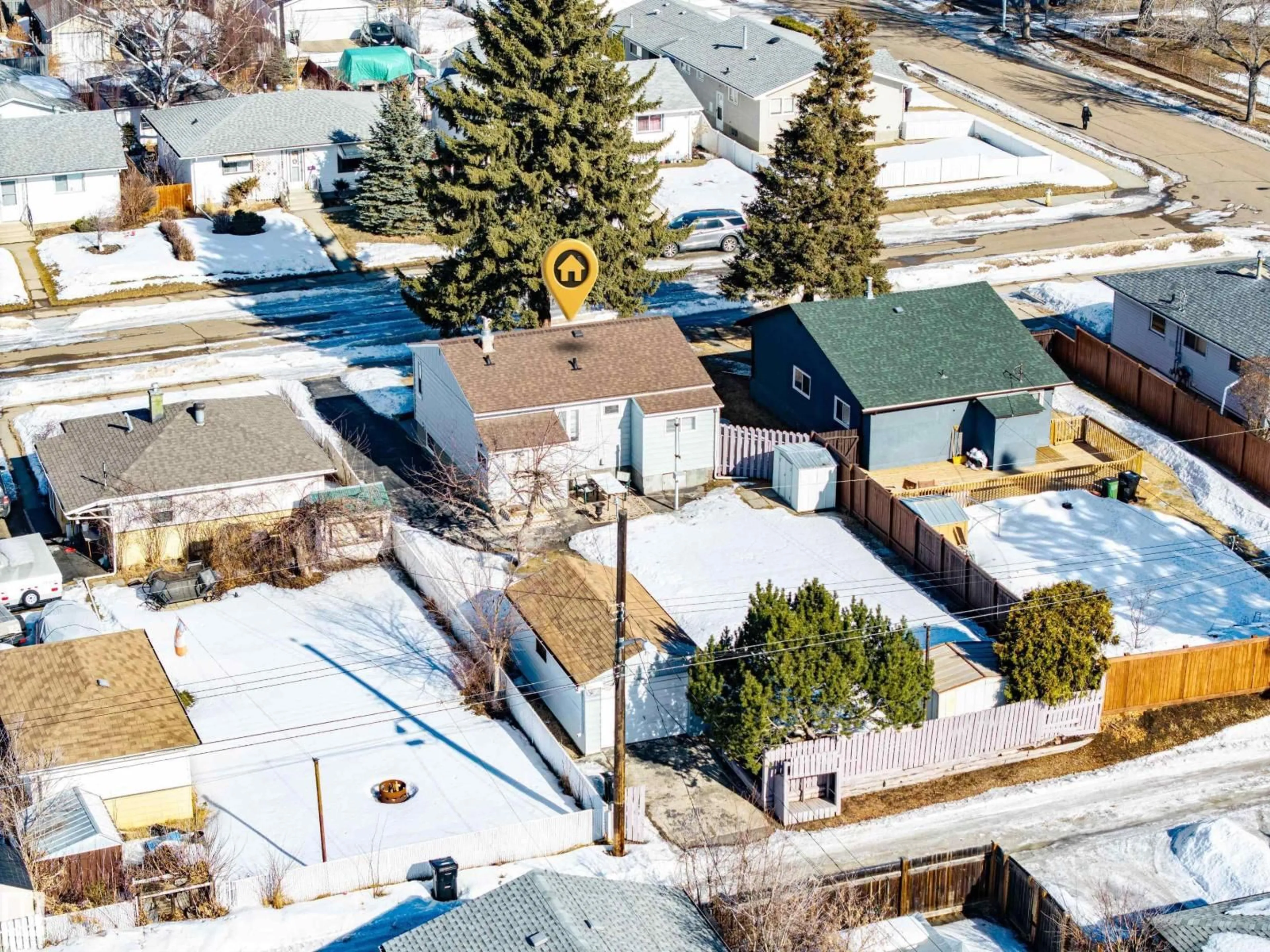 A pic from outside/outdoor area/front of a property/back of a property/a pic from drone, street for 4209 116 AV, Edmonton Alberta T5W0W9