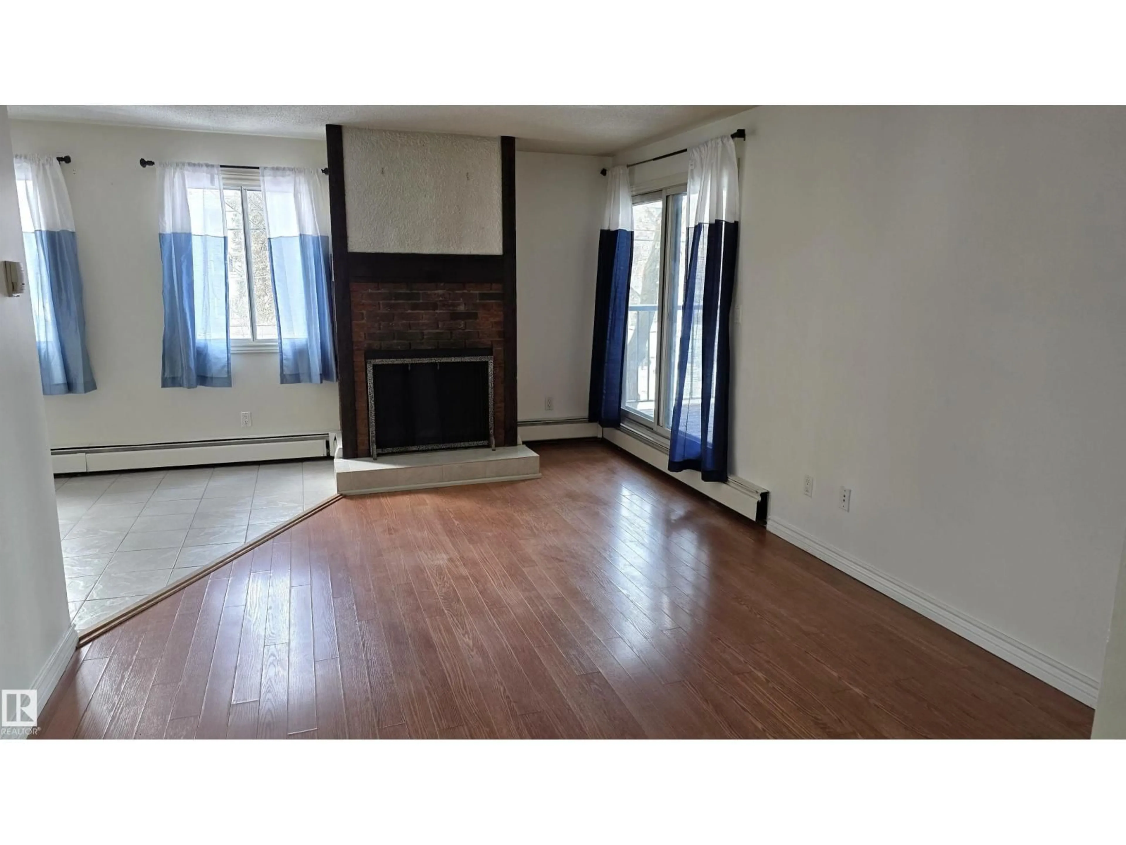 A pic of a room for 202 - 10826 113 ST NW, Edmonton Alberta T5H3J2