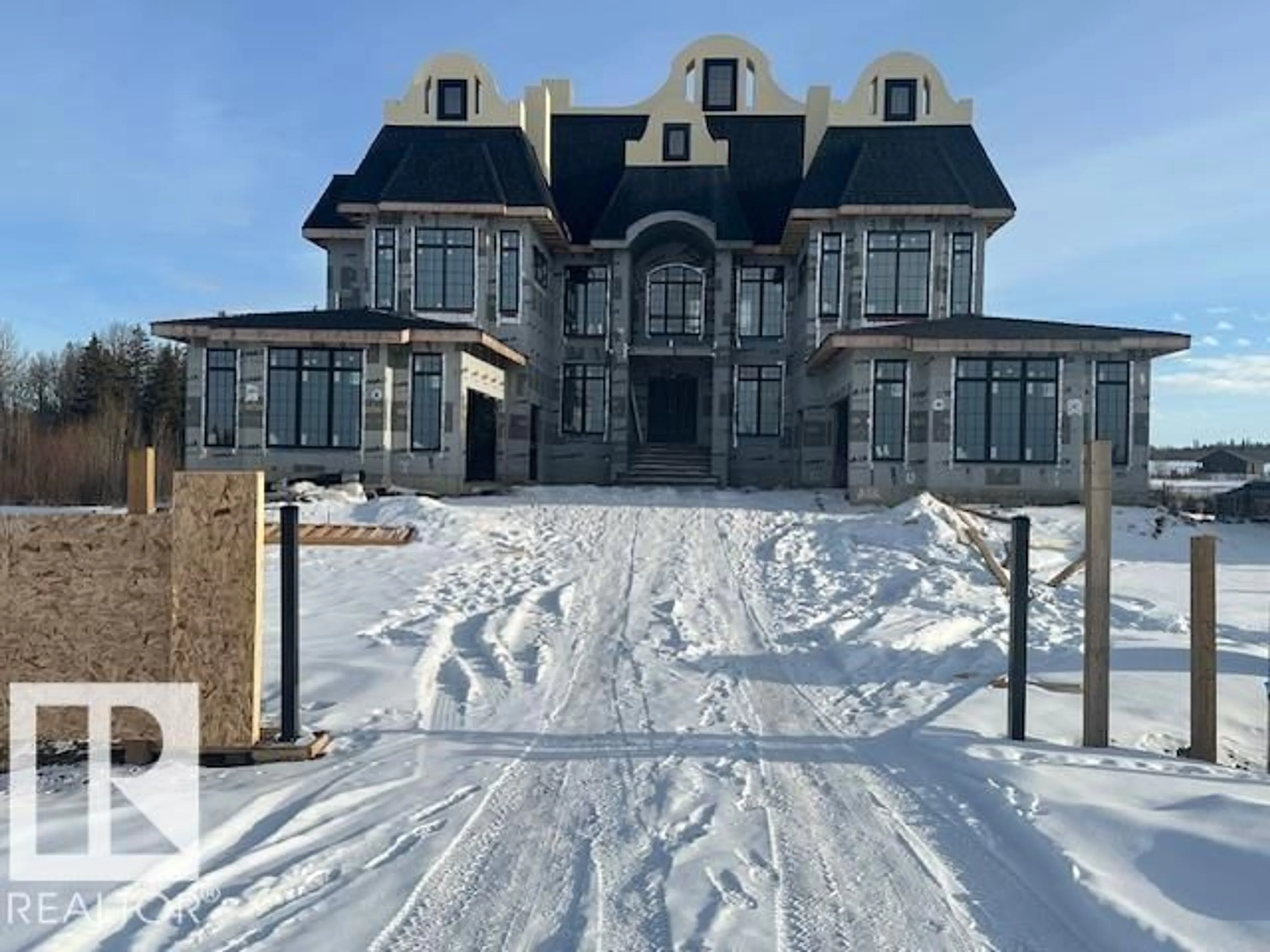 Indoor foyer for #9 - 26409 TWP ROAD 532 A, Rural Parkland County Alberta T7X3H5