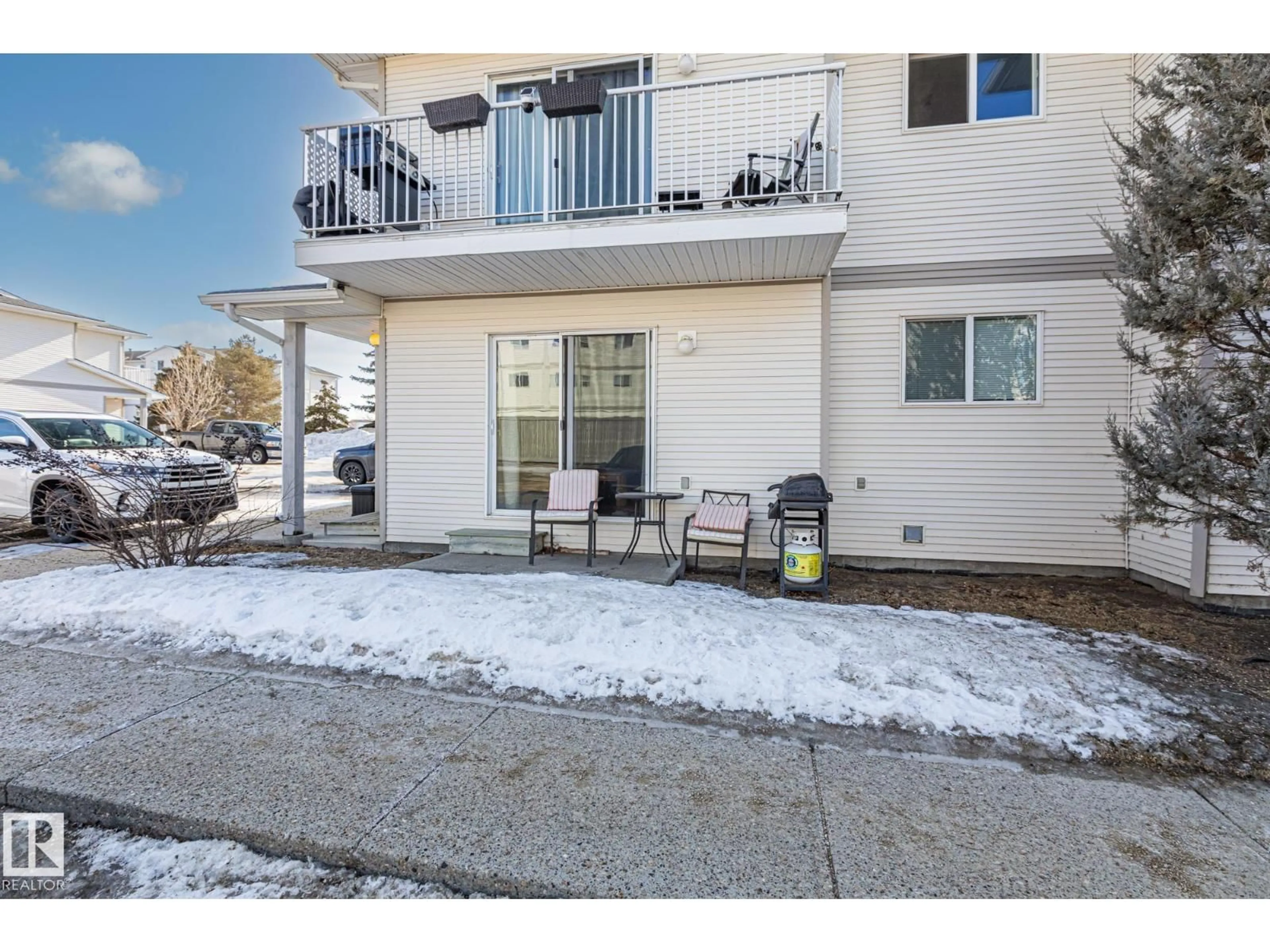 Patio, street for #101A - 110 WESTPARK, Fort Saskatchewan Alberta T8L4M2