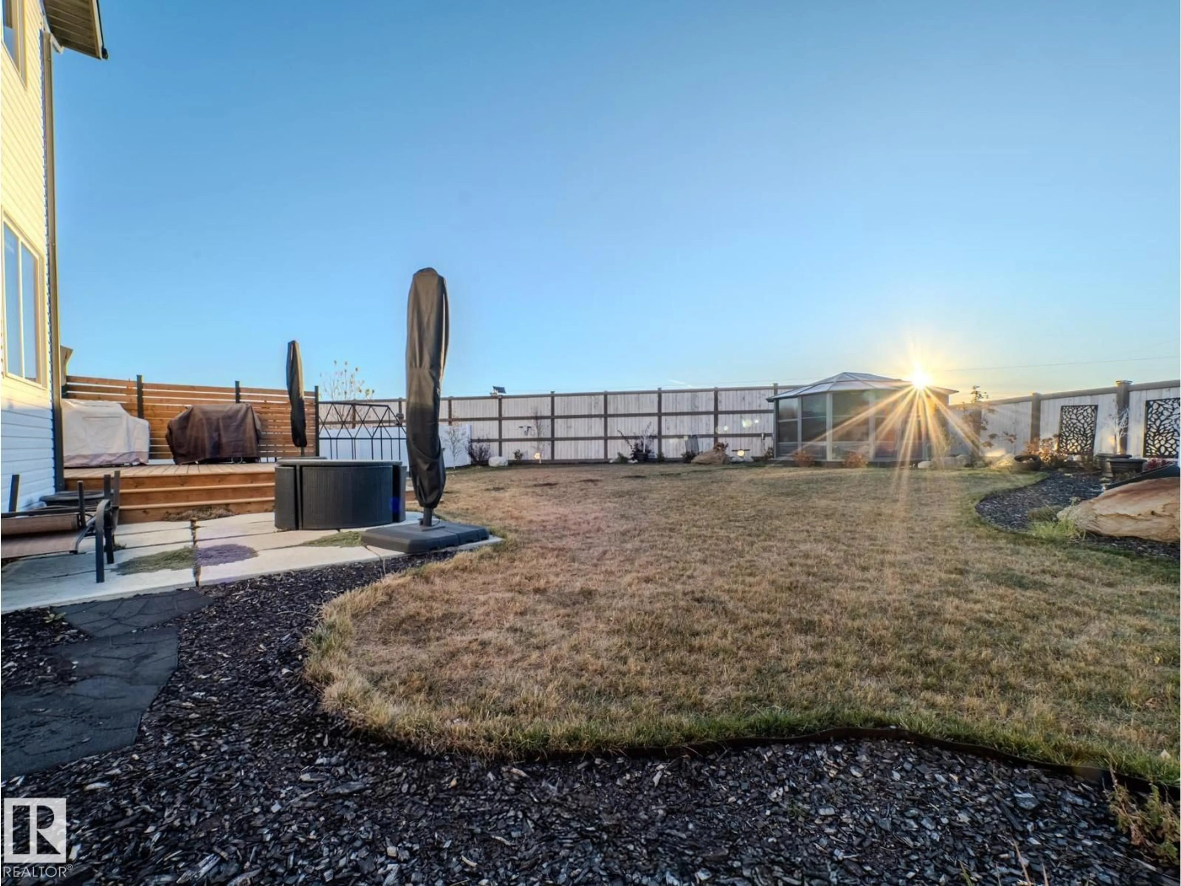 A pic from outside/outdoor area/front of a property/back of a property/a pic from drone, water/lake/river/ocean view for 166 SEDUM WY, Sherwood Park Alberta T8H2X8