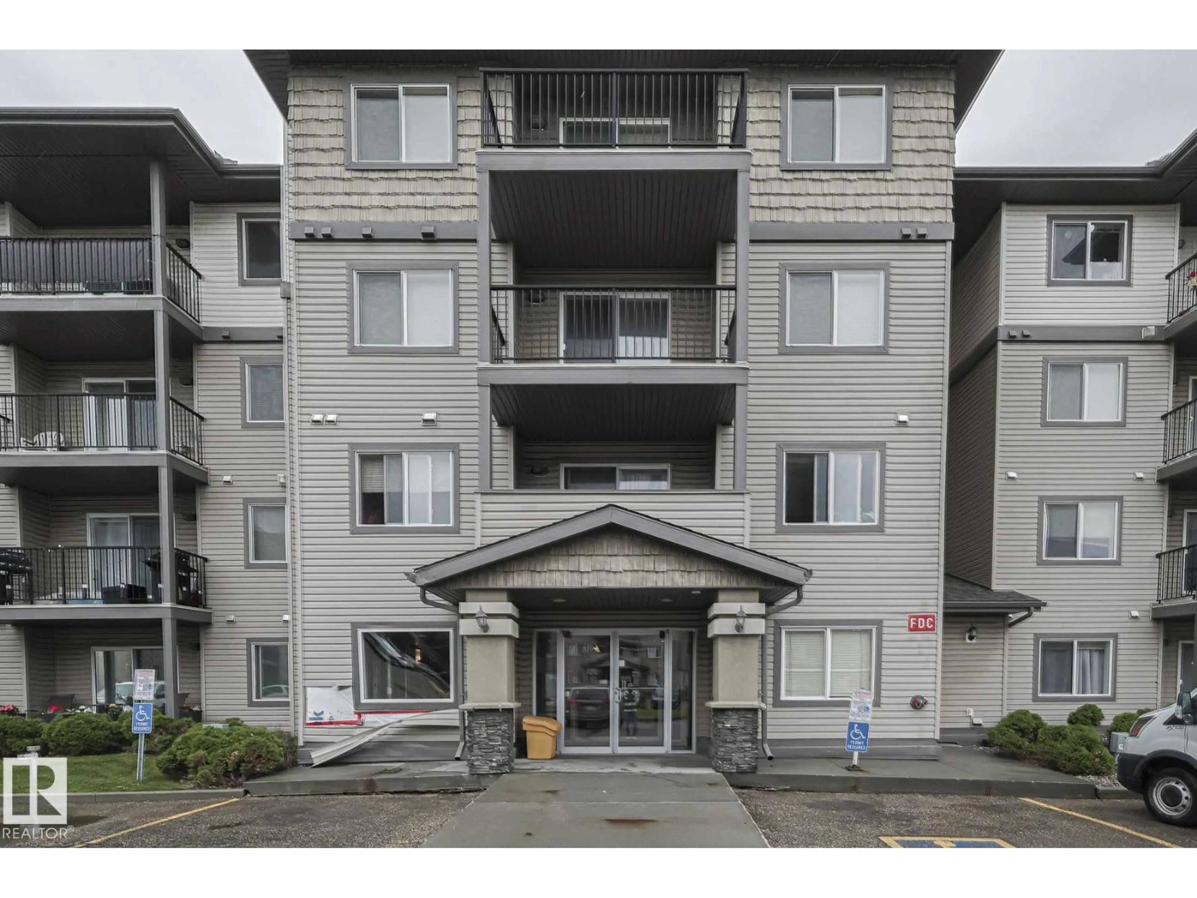 Unknown for #202 - 309 CLAREVIEW STATION DR, Edmonton Alberta T5Y0C5