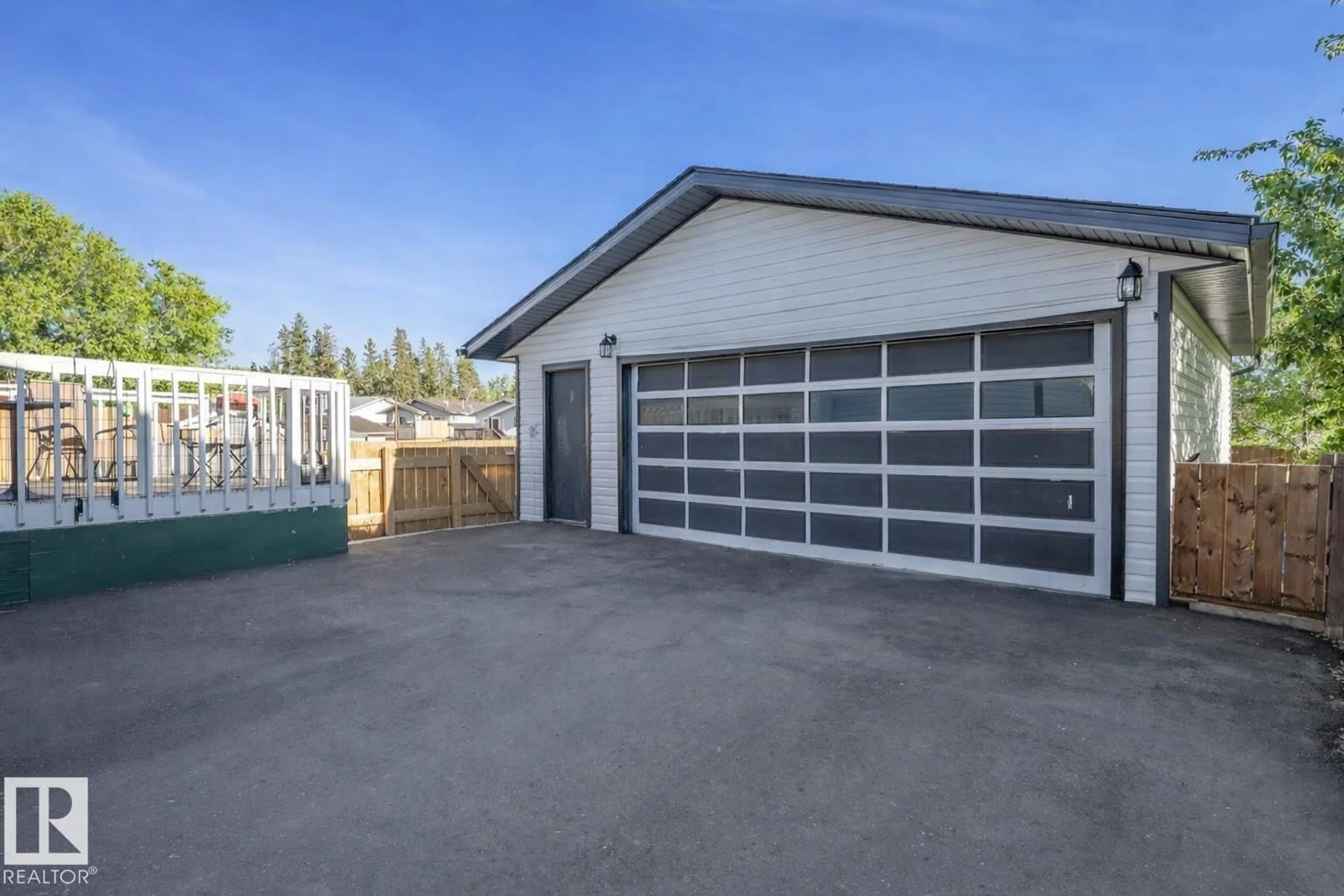 Indoor garage for 4219 50A AV, Cold Lake Alberta T9M2A1