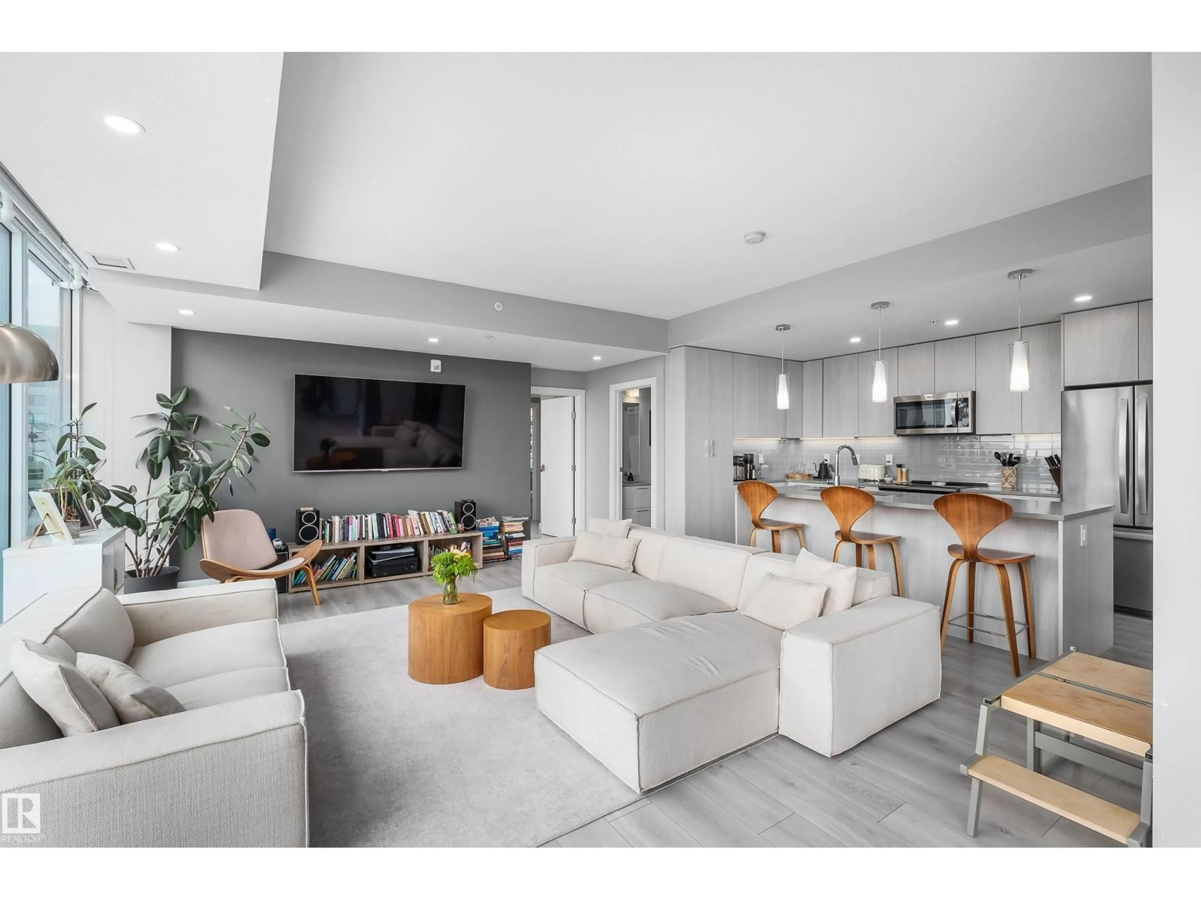 Living room with furniture, unknown for 10180 - 1700 103 ST NW, Edmonton Alberta T5J0L1