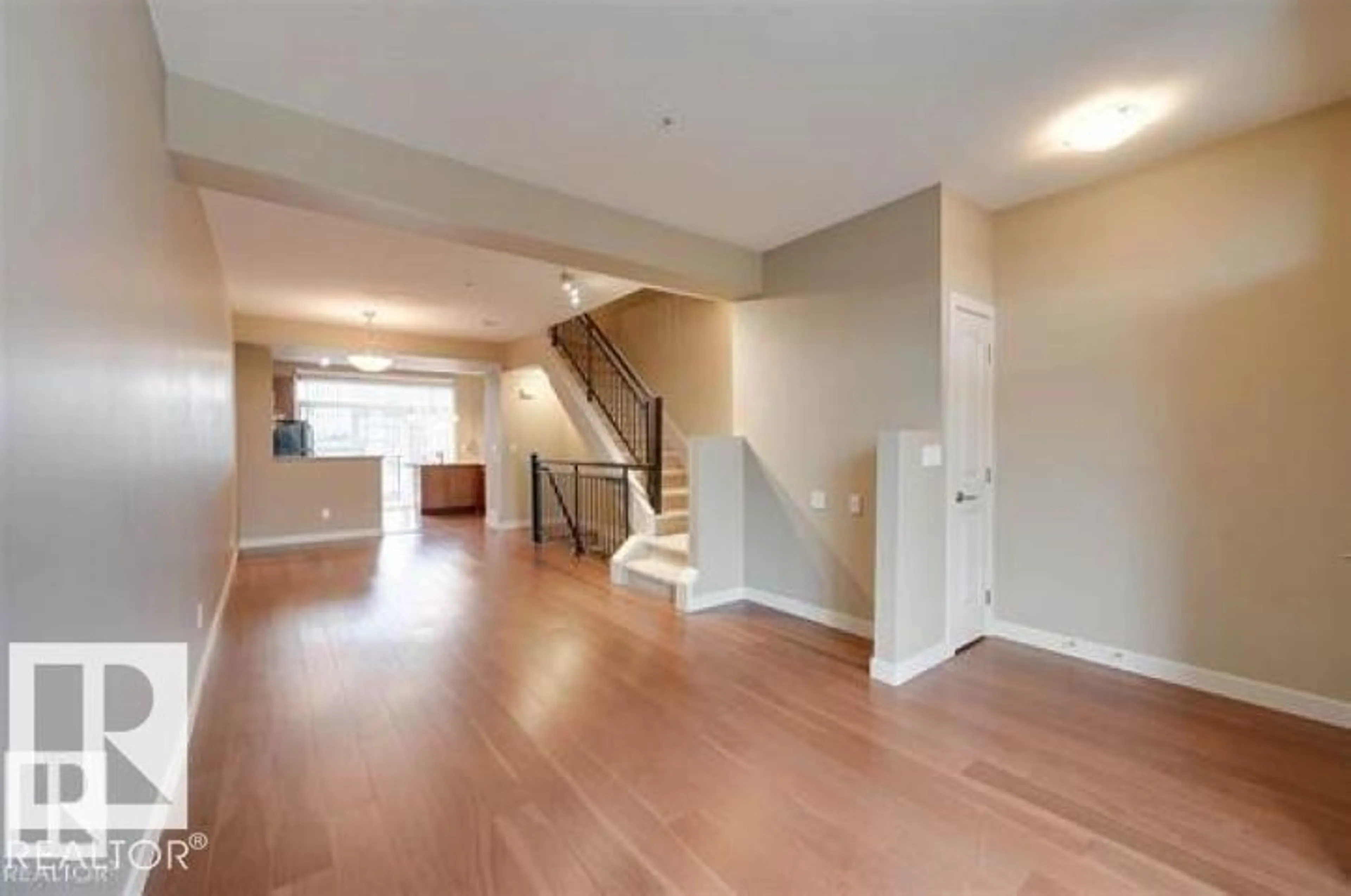 Indoor foyer for 1649 CUNNINGHAM WY, Edmonton Alberta T6W0V8