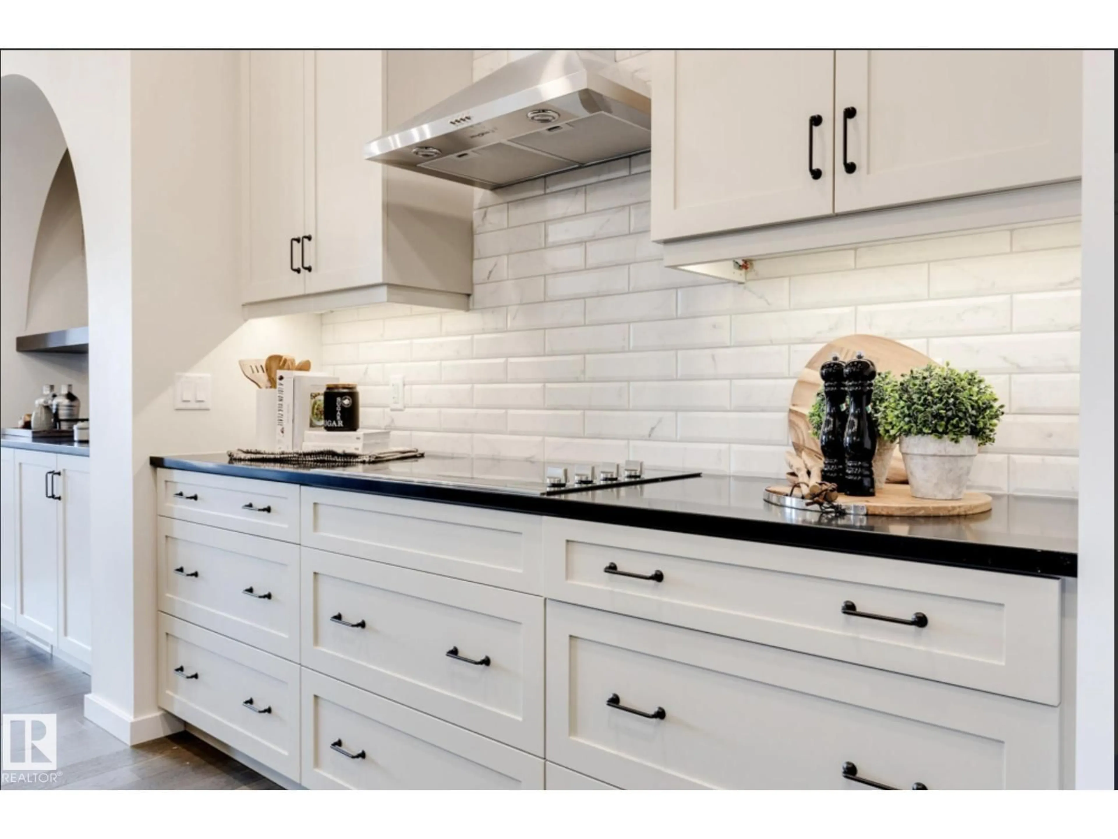 Contemporary kitchen, ceramic/tile floor for 104 REDPOLL WD, St. Albert Alberta T8N7X3