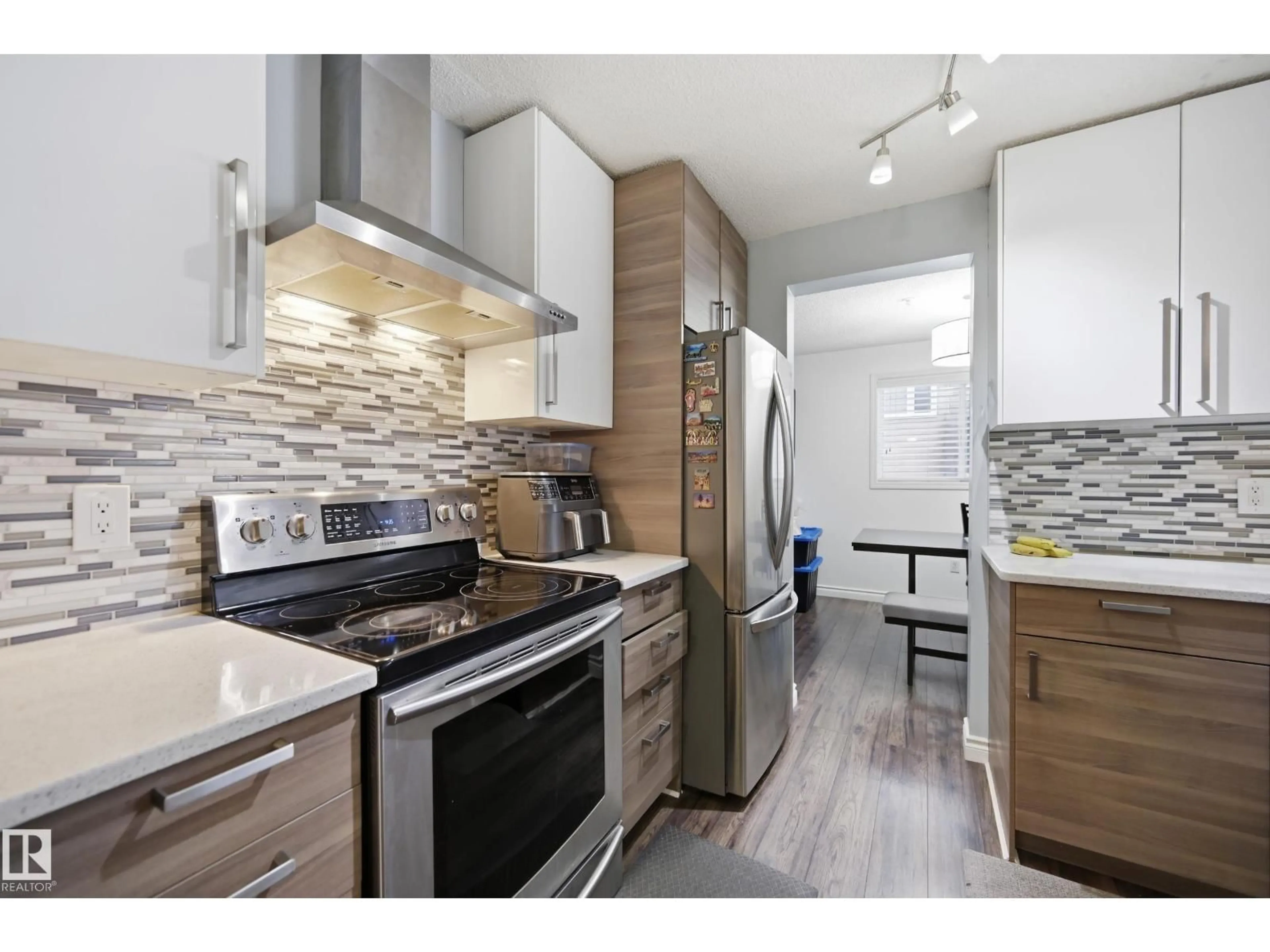 Unknown for #110 - 10153 117 ST, Edmonton Alberta T5K1X5