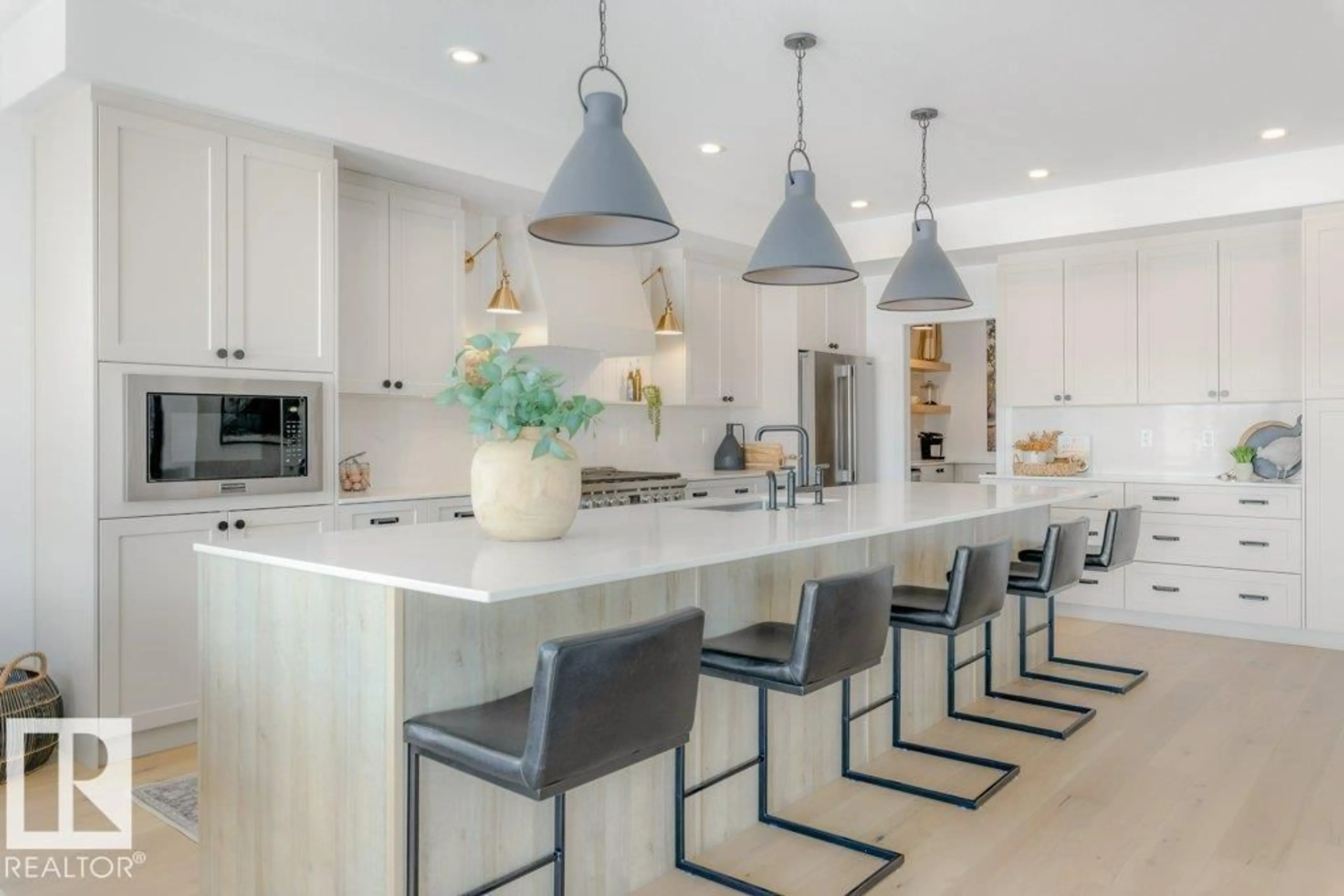 Contemporary kitchen, ceramic/tile floor for 10 REDWING WD, St. Albert Alberta T8N7X3