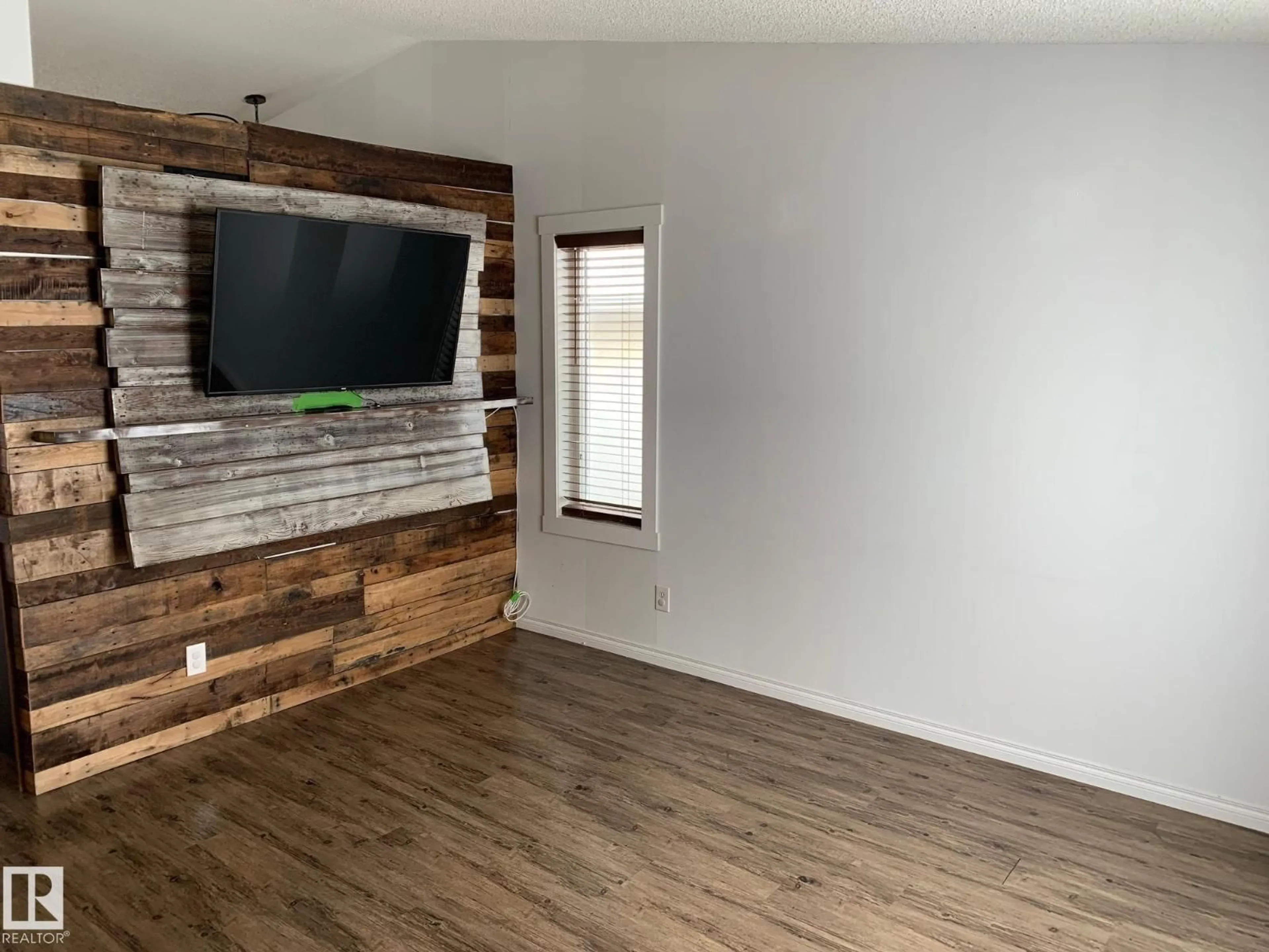 A pic of a room for 5606 55 ST, Beaumont Alberta T4X1A7