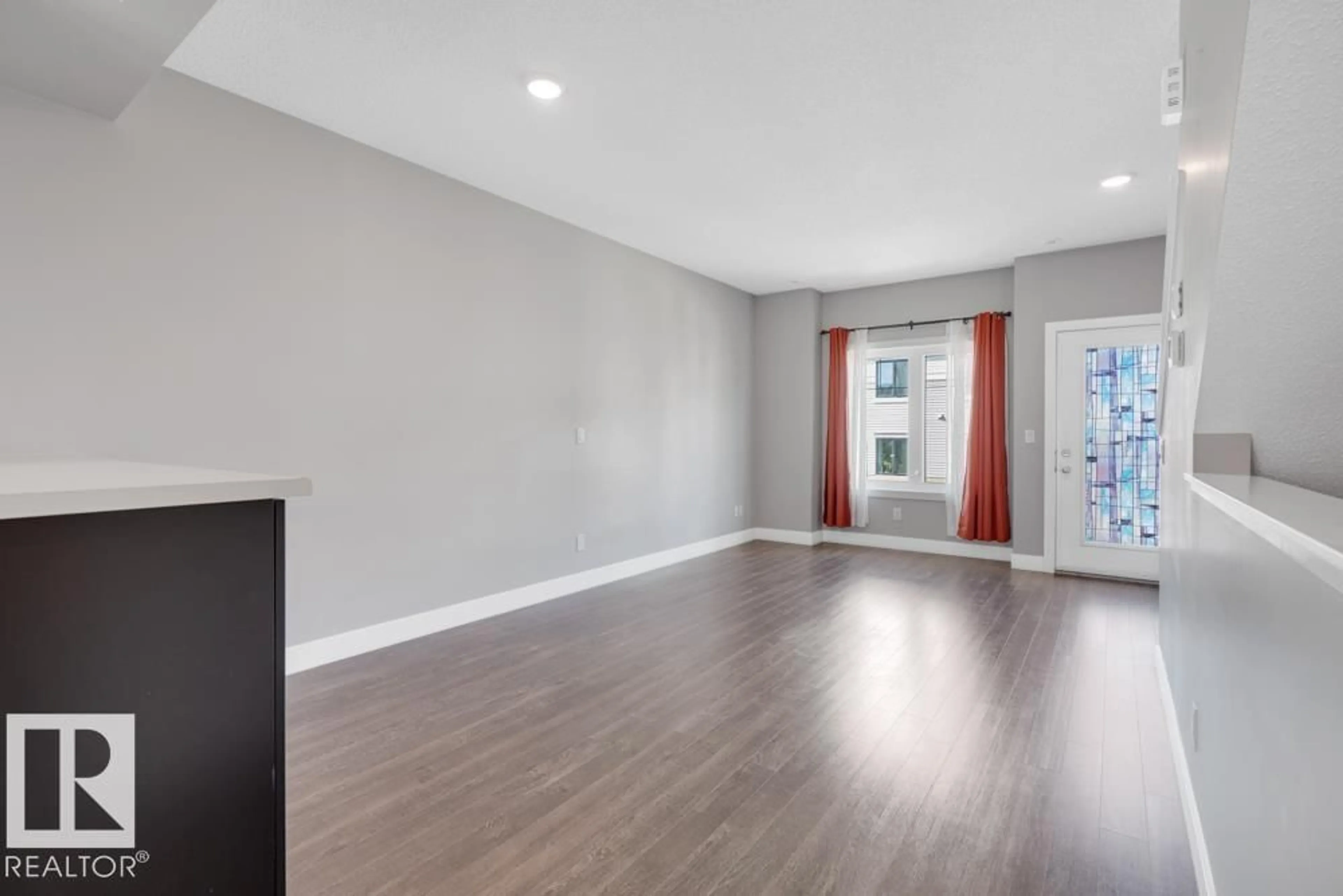 A pic of a room for 97 WELSH DR, Edmonton Alberta T6X1Y8