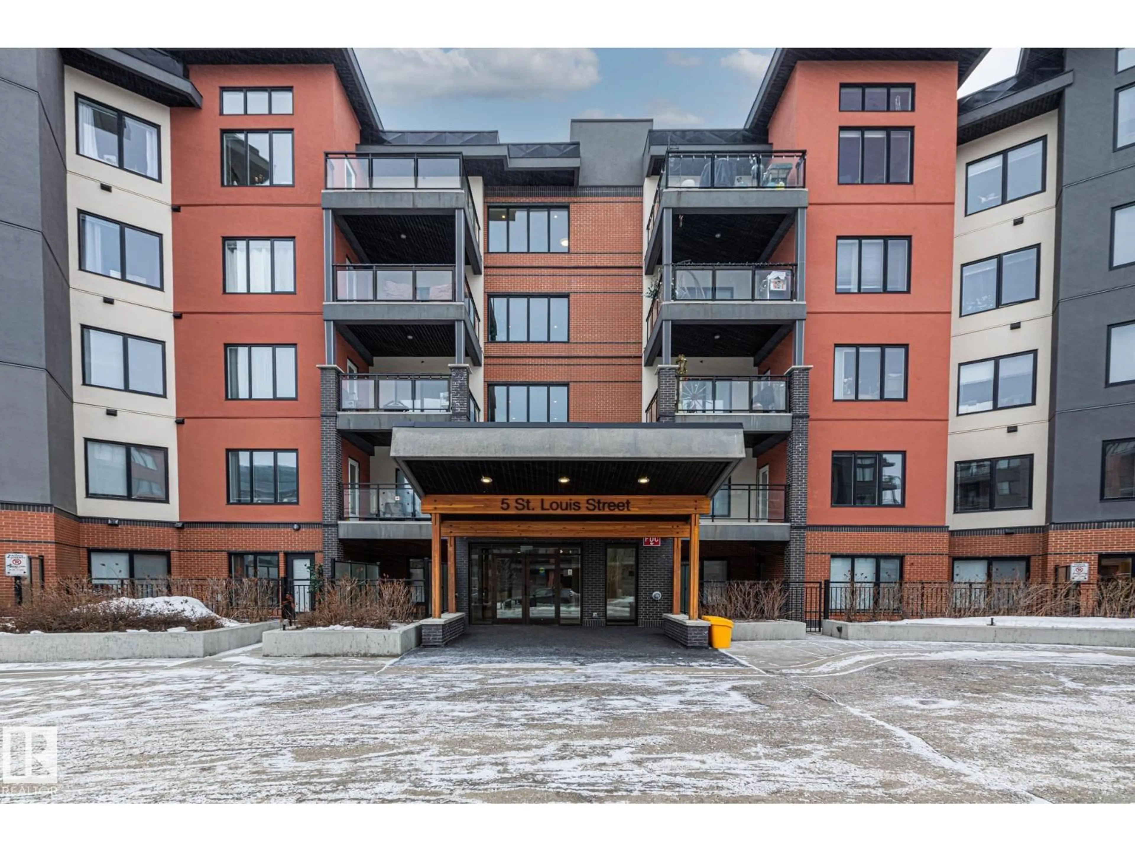 Unknown for 116 5 ST LOUIS ST, St. Albert Alberta T8N7T2