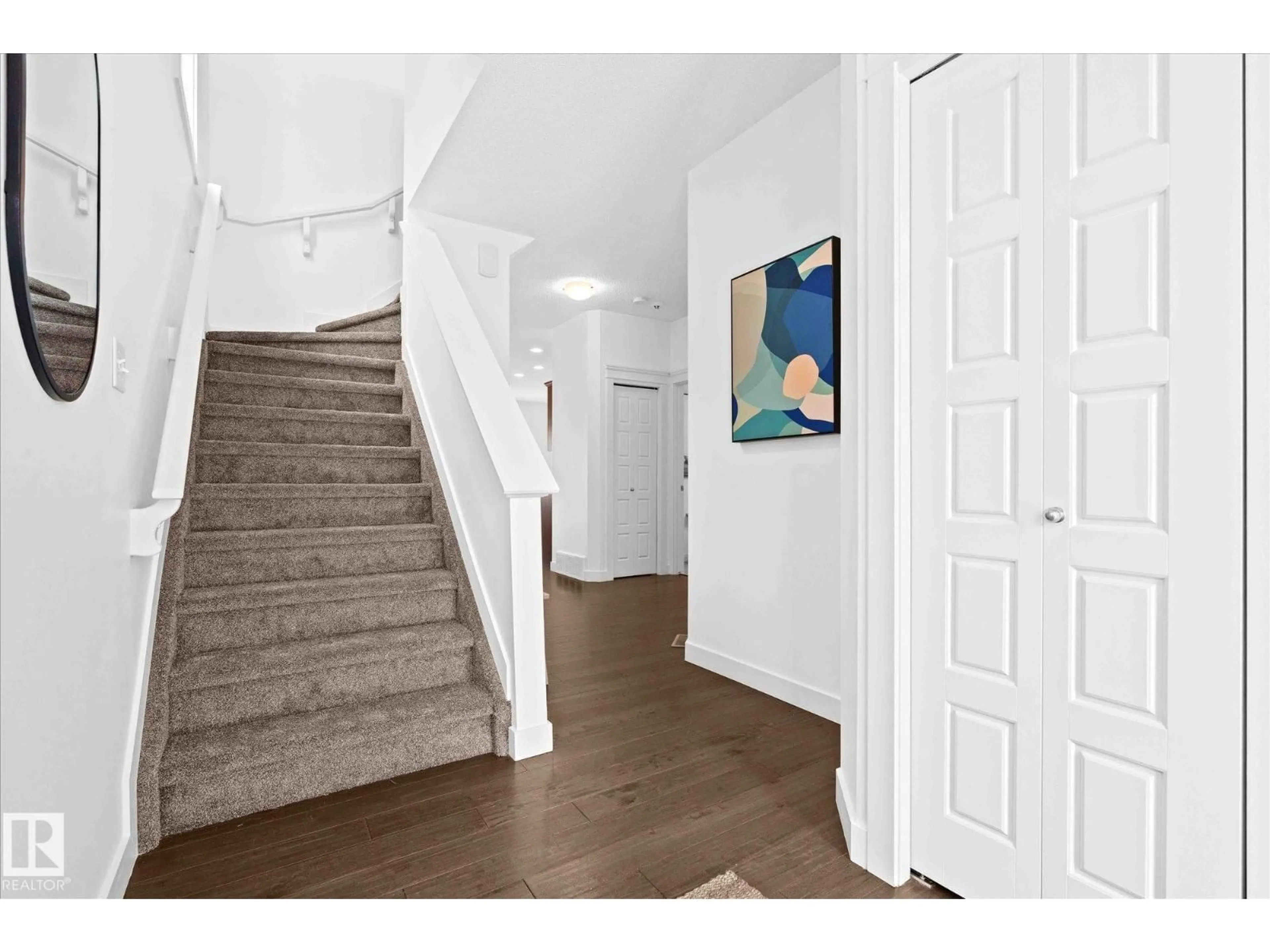 Indoor entryway for 71 ELM ST, Fort Saskatchewan Alberta T8L0L8