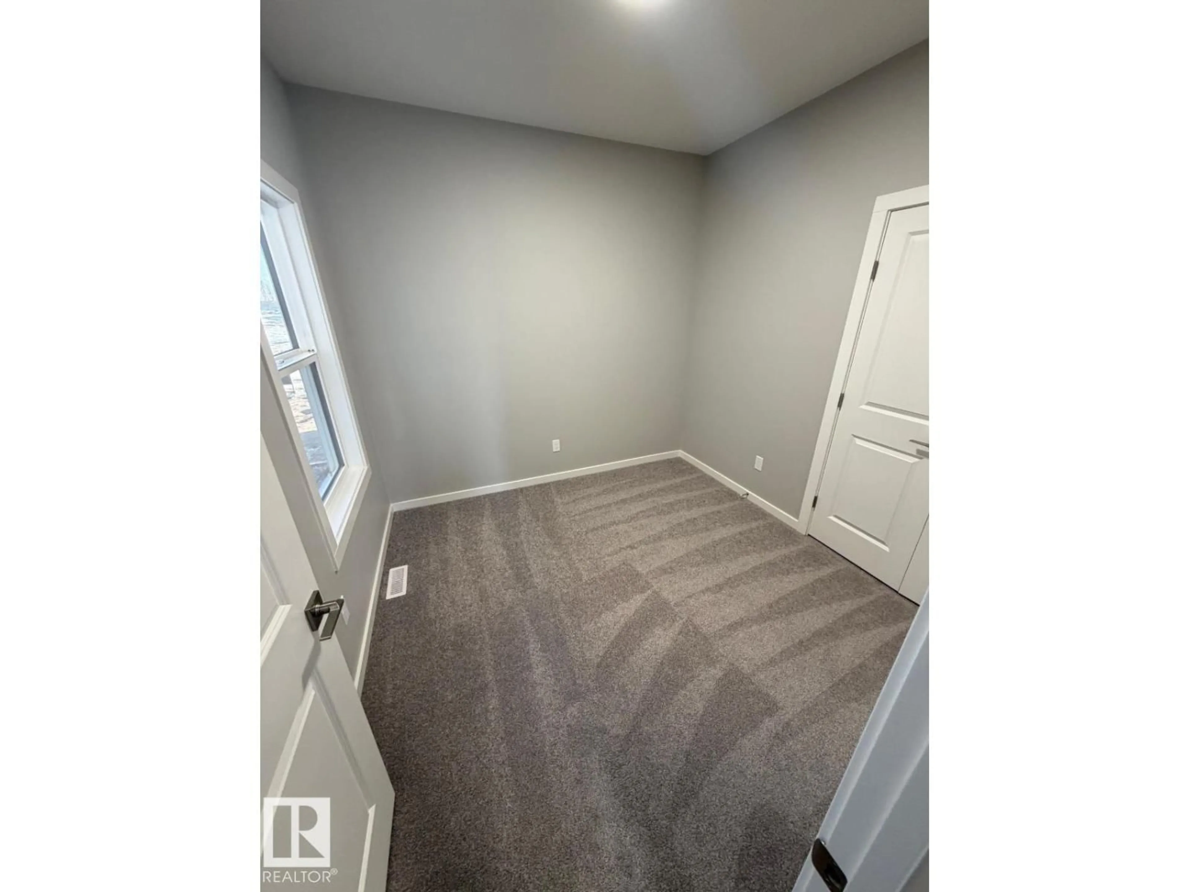 A pic of a room for 2334 EGRET WY, Edmonton Alberta T6M3G8