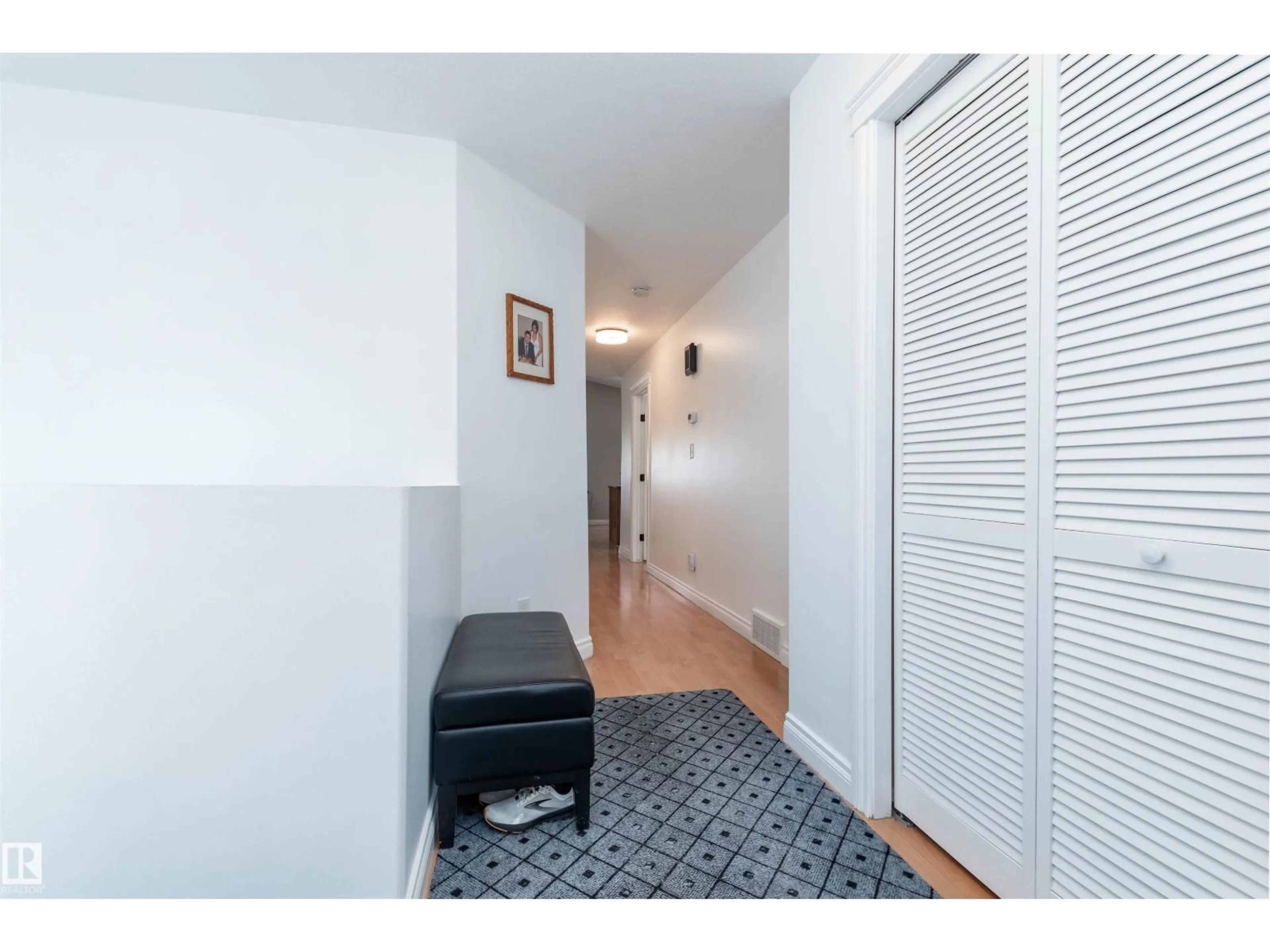 Indoor entryway for NW - 16297 52 ST, Edmonton Alberta T5Y3C8