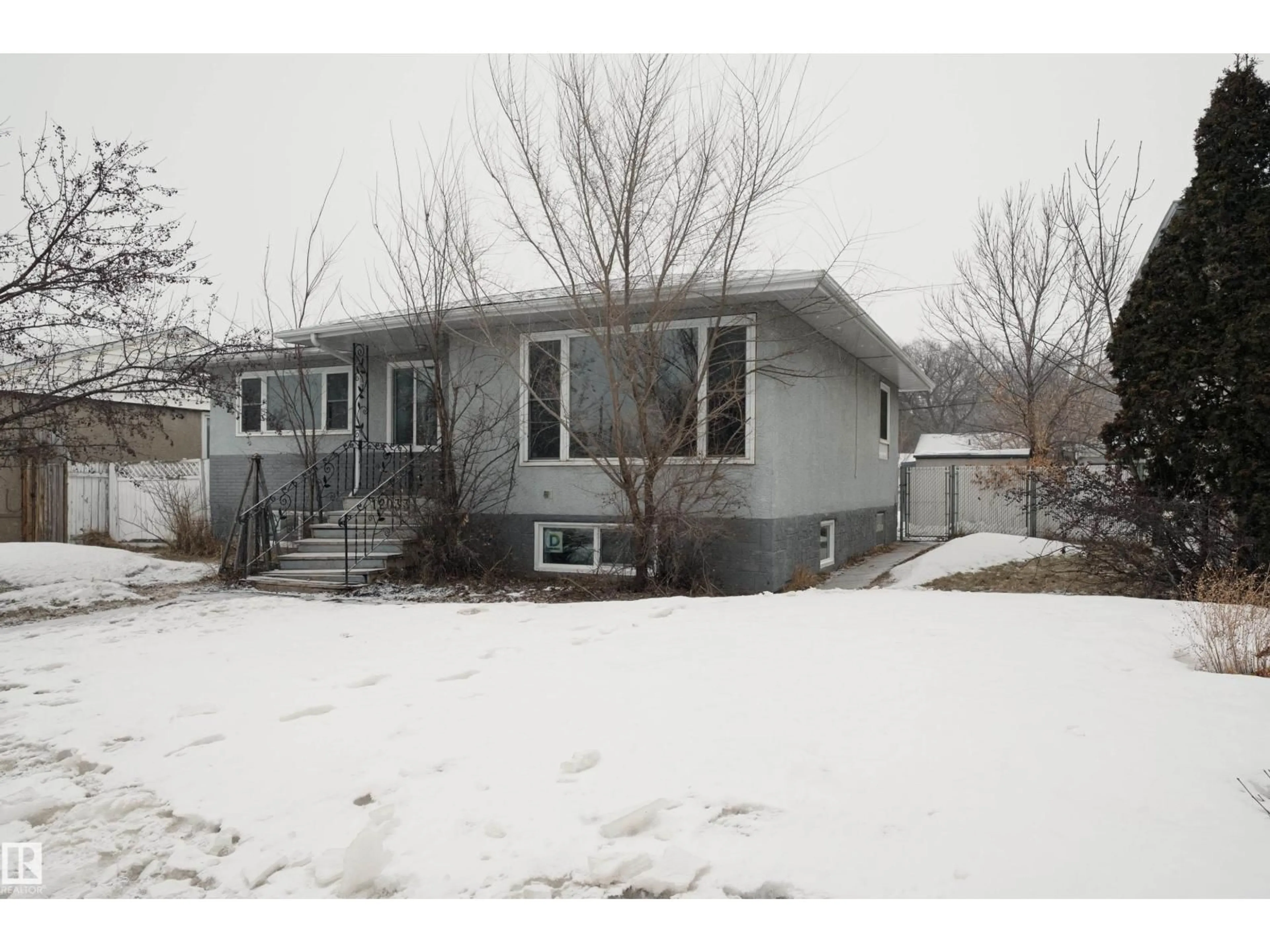 Unknown for 12033 54 ST, Edmonton Alberta T5W3N2