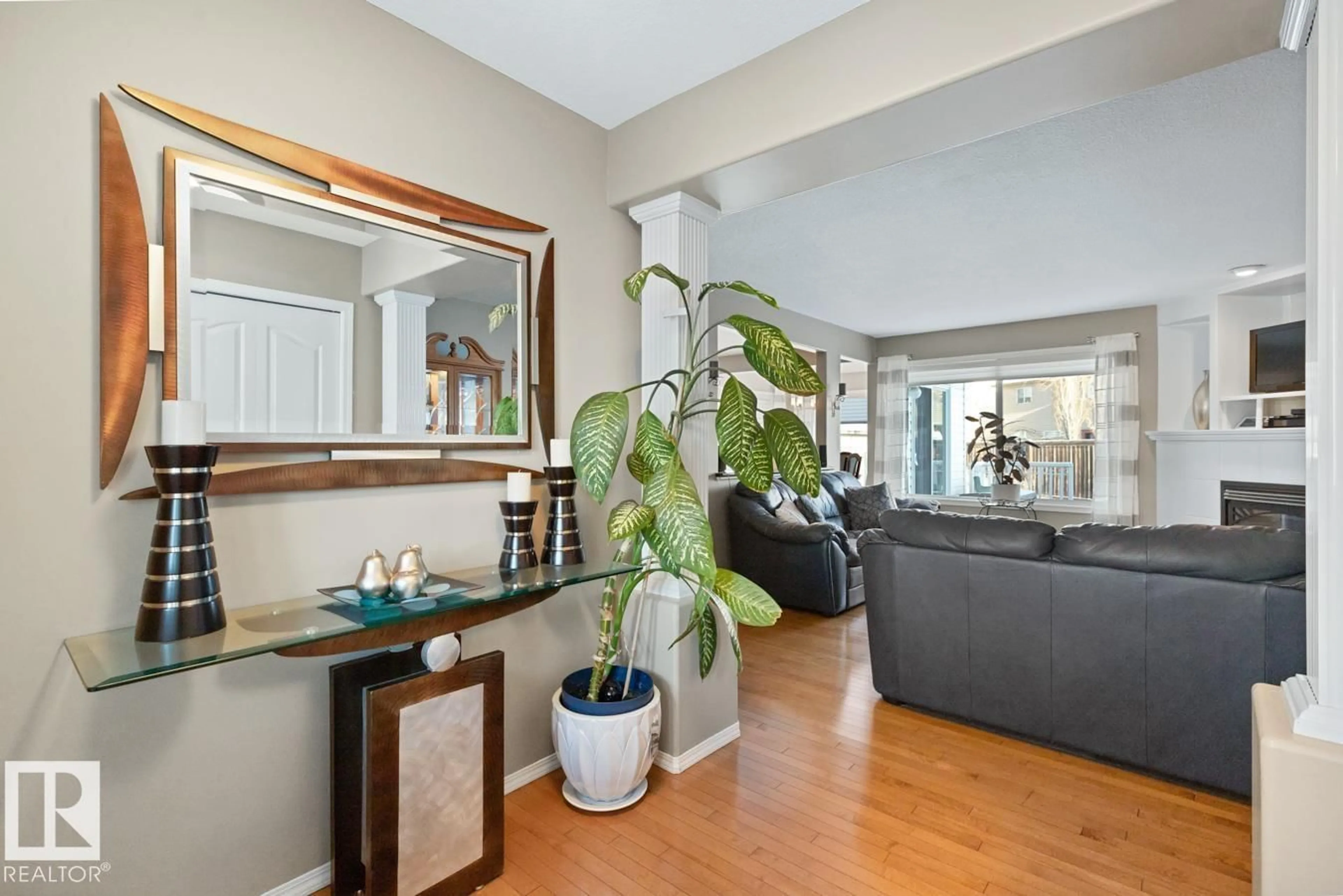 Indoor entryway for NW - 13816 148 AV, Edmonton Alberta T6V1S1