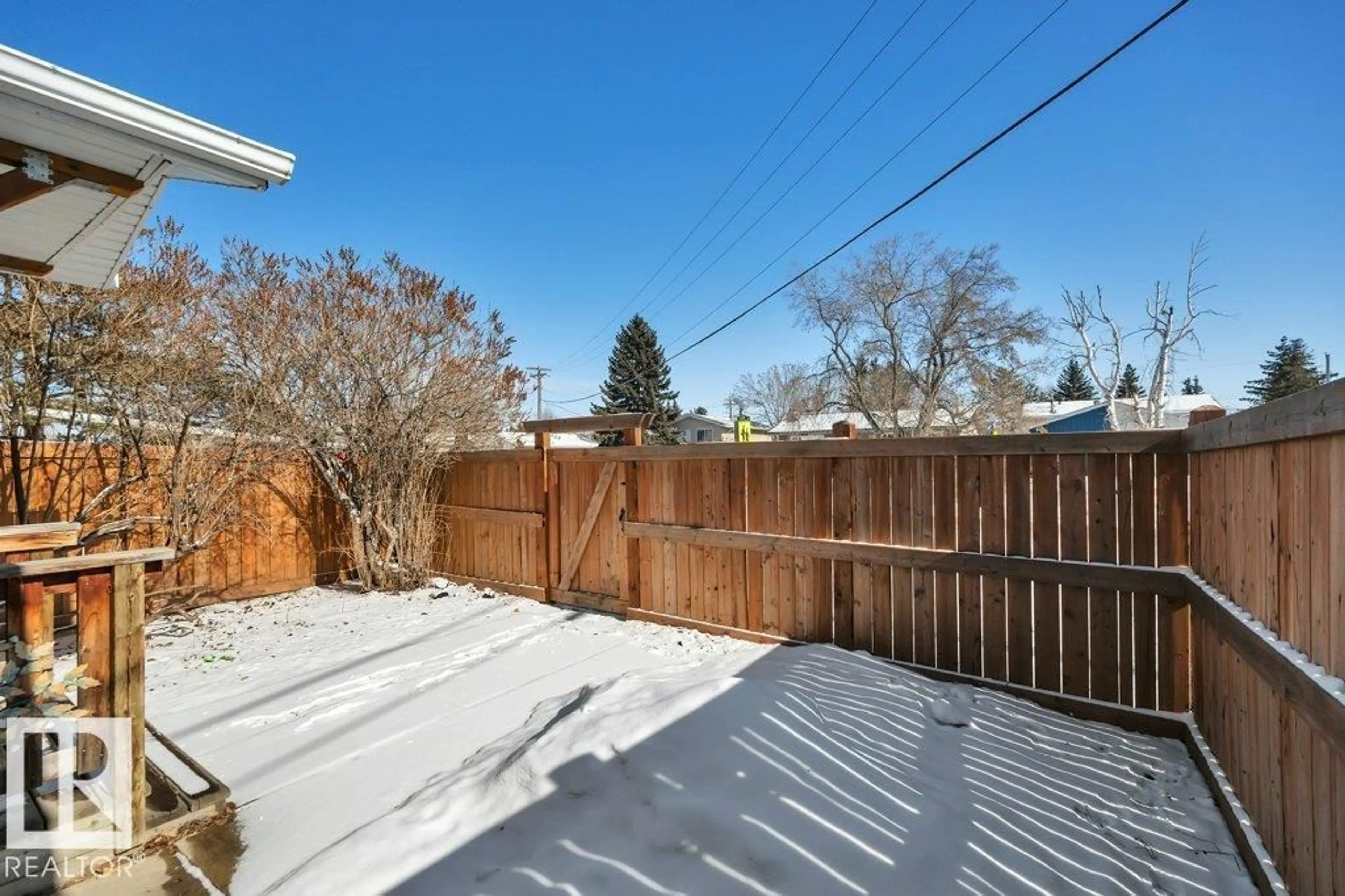 Patio, street for 100 TELFORD, Leduc Alberta T9E5M2