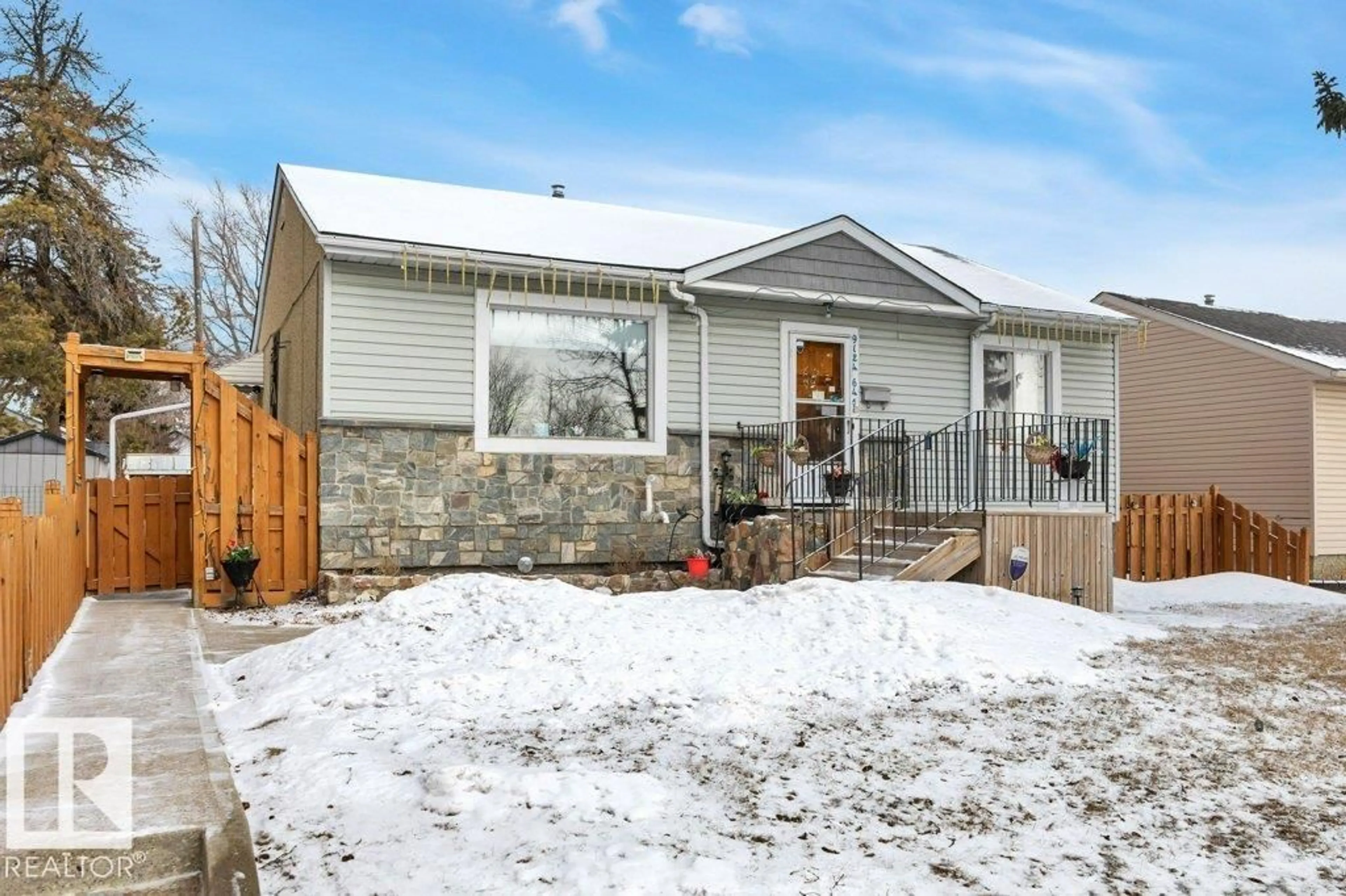 Unknown for 9124 64 AV, Edmonton Alberta T6E0H7