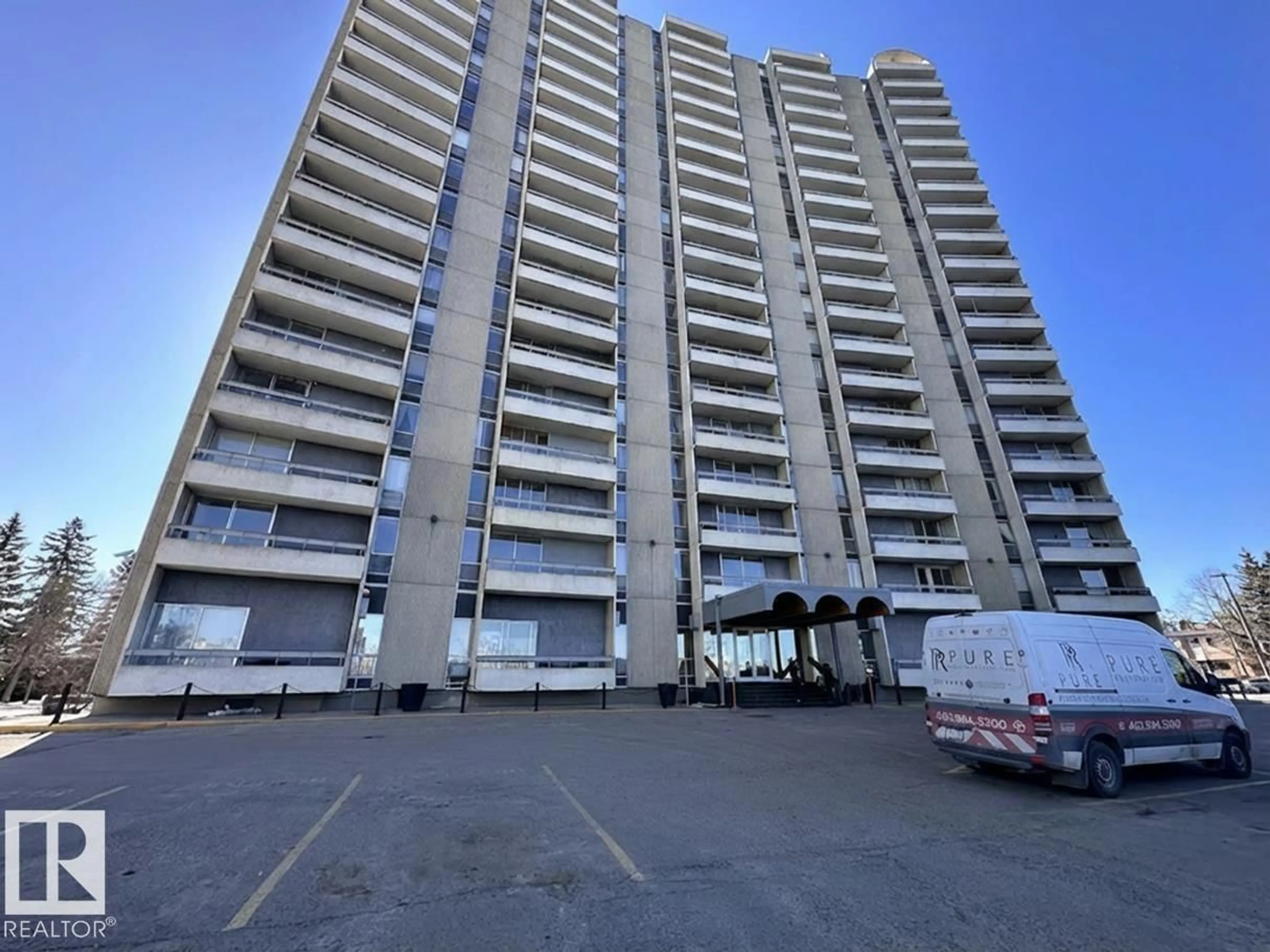 A pic from outside/outdoor area/front of a property/back of a property/a pic from drone, unknown for 1401 SASKATCHEWAN DR, Edmonton Alberta T6E4S6