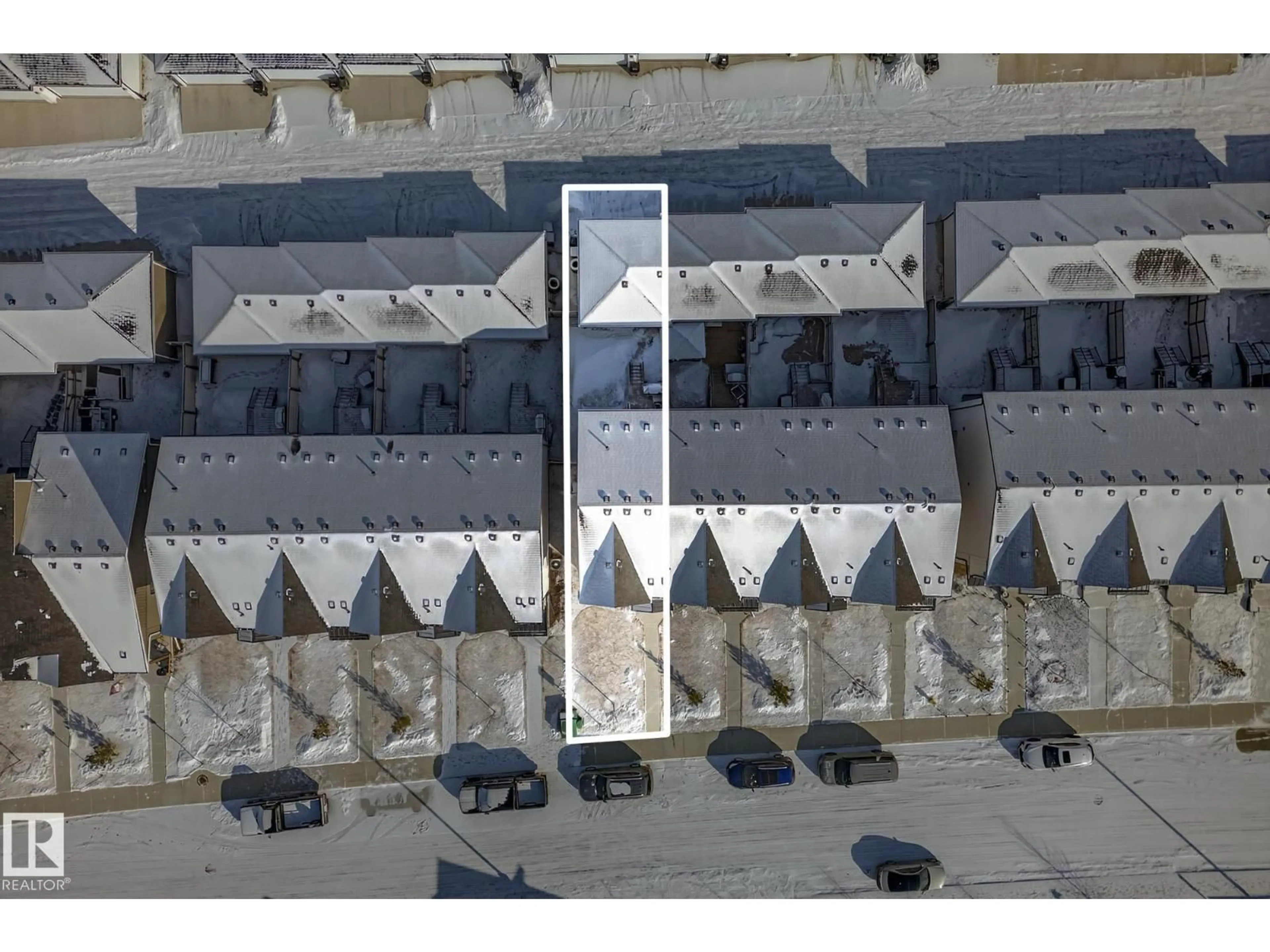 A pic from outside/outdoor area/front of a property/back of a property/a pic from drone, building for 42 SIGNET RD, Sherwood Park Alberta T8H2Y4