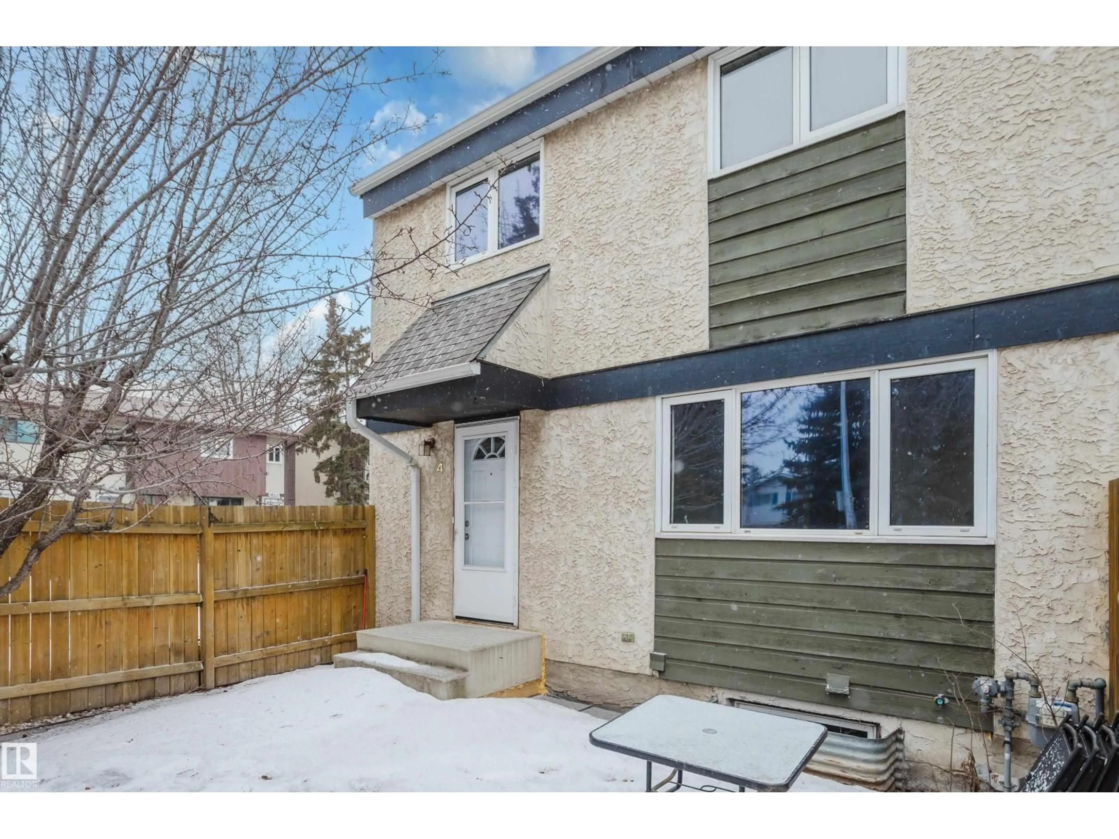 Unknown for 4 BELMEAD GARDENS GD, Edmonton Alberta T5T1J1