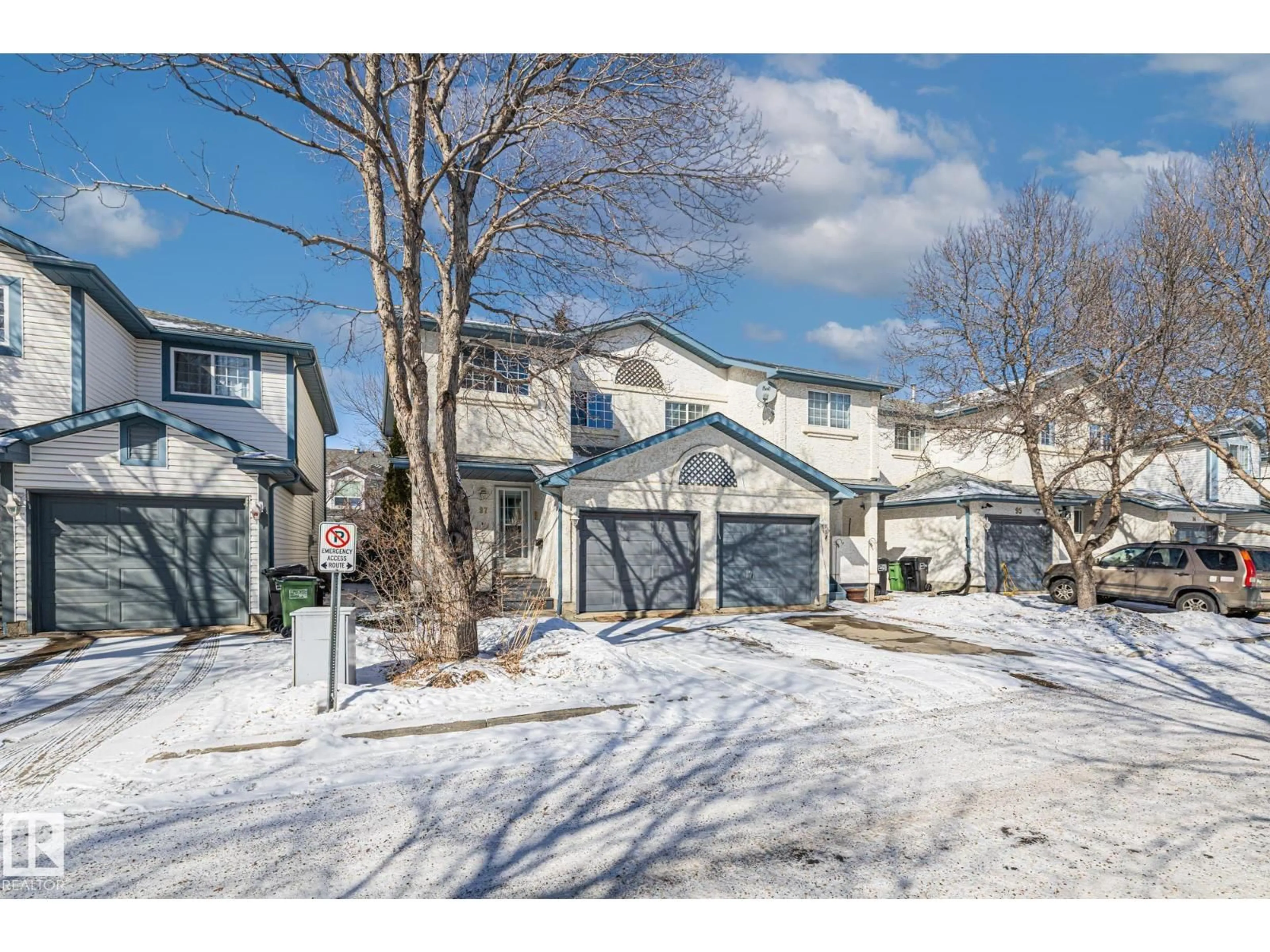 A pic from outside/outdoor area/front of a property/back of a property/a pic from drone, street for 97 - 501 YOUVILLE DR, Edmonton Alberta T6L6T8