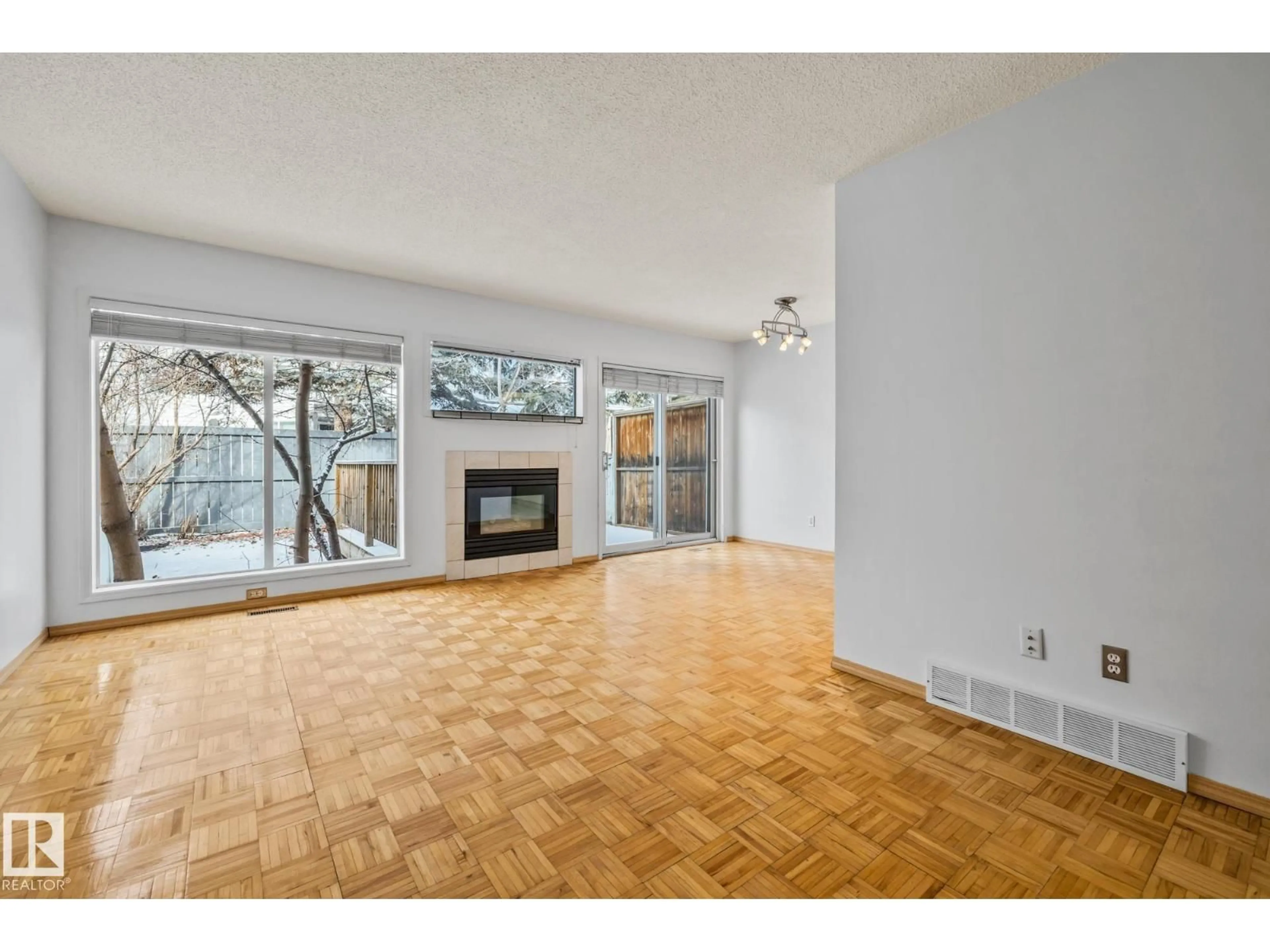 Unknown for 97 - 501 YOUVILLE DR, Edmonton Alberta T6L6T8