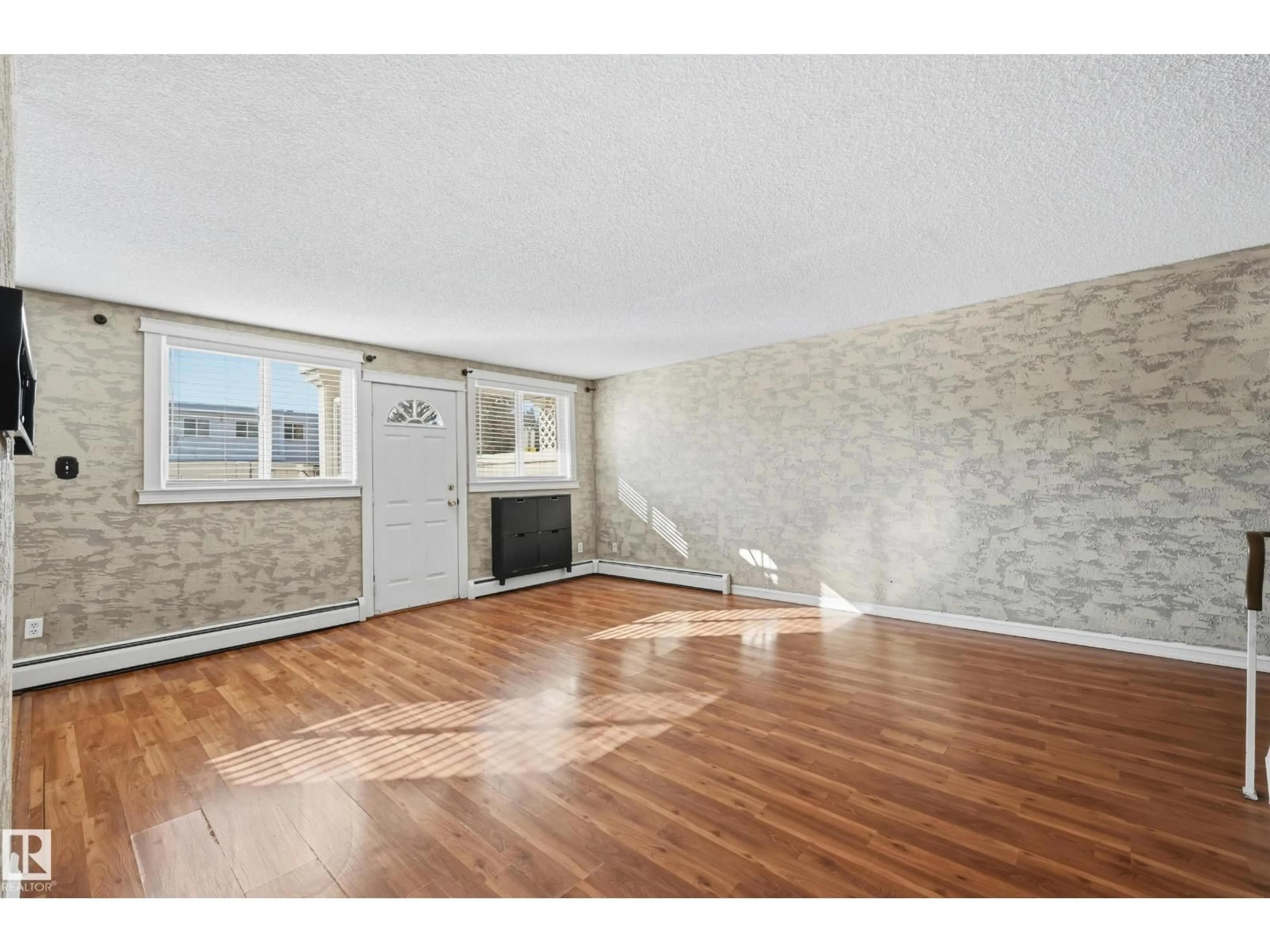 A pic of a room for #109 - 14530 52 ST, Edmonton Alberta T5A3K5