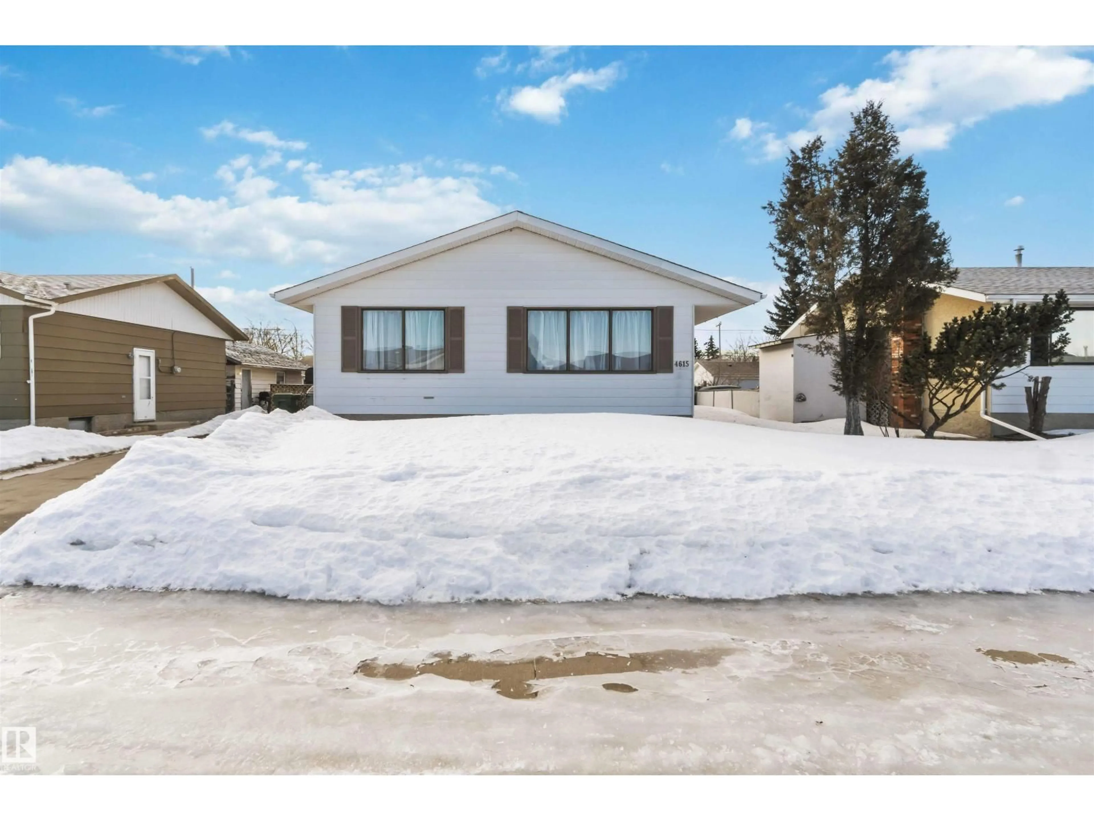 Unknown for 4615 49 AV, Redwater Alberta T0A2W0