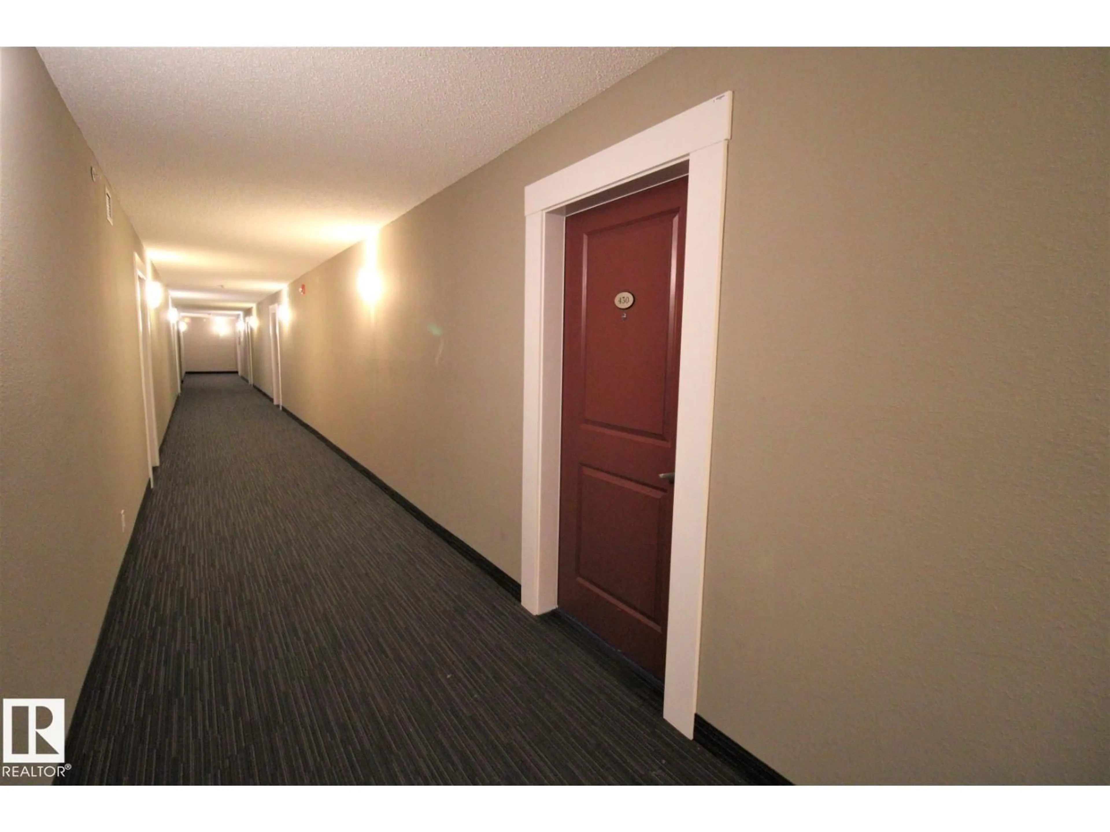 Indoor foyer for 430 - 5515 7 AV SW, Edmonton Alberta T6X2A8