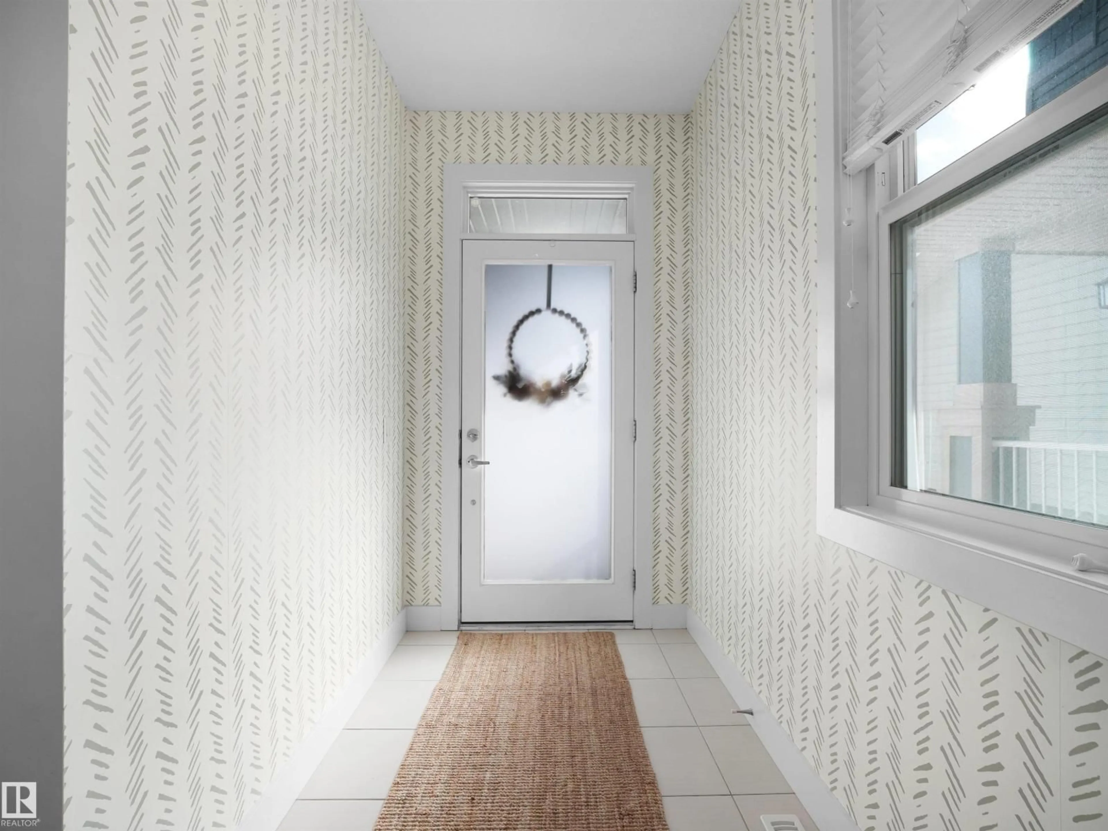 Indoor entryway for SW - 3387 PARKER LO, Edmonton Alberta T6W3A8