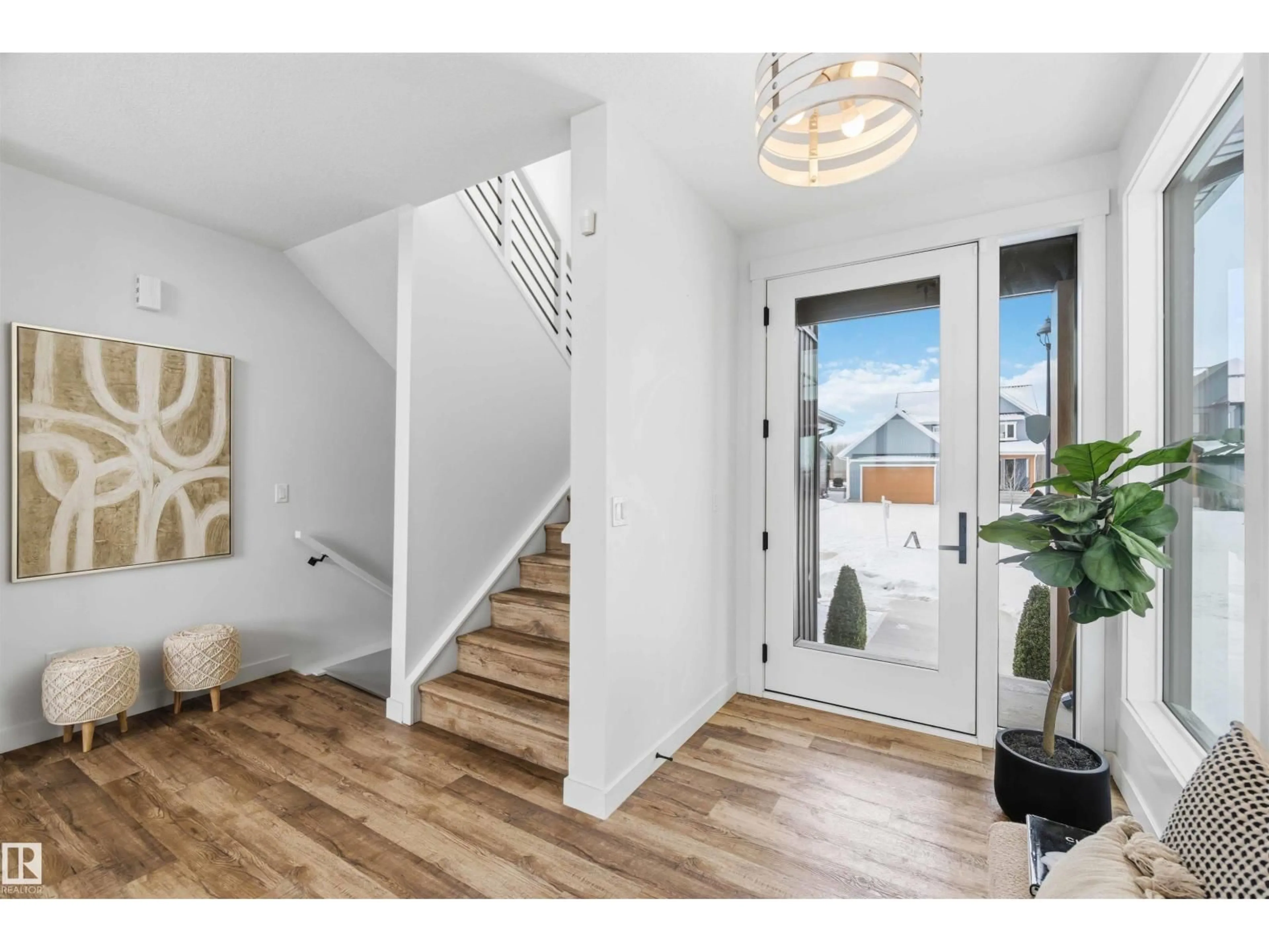 Indoor entryway for 35 - 3410 STE. ANNE TR, Rural Lac Ste. Anne County Alberta T0E0A1