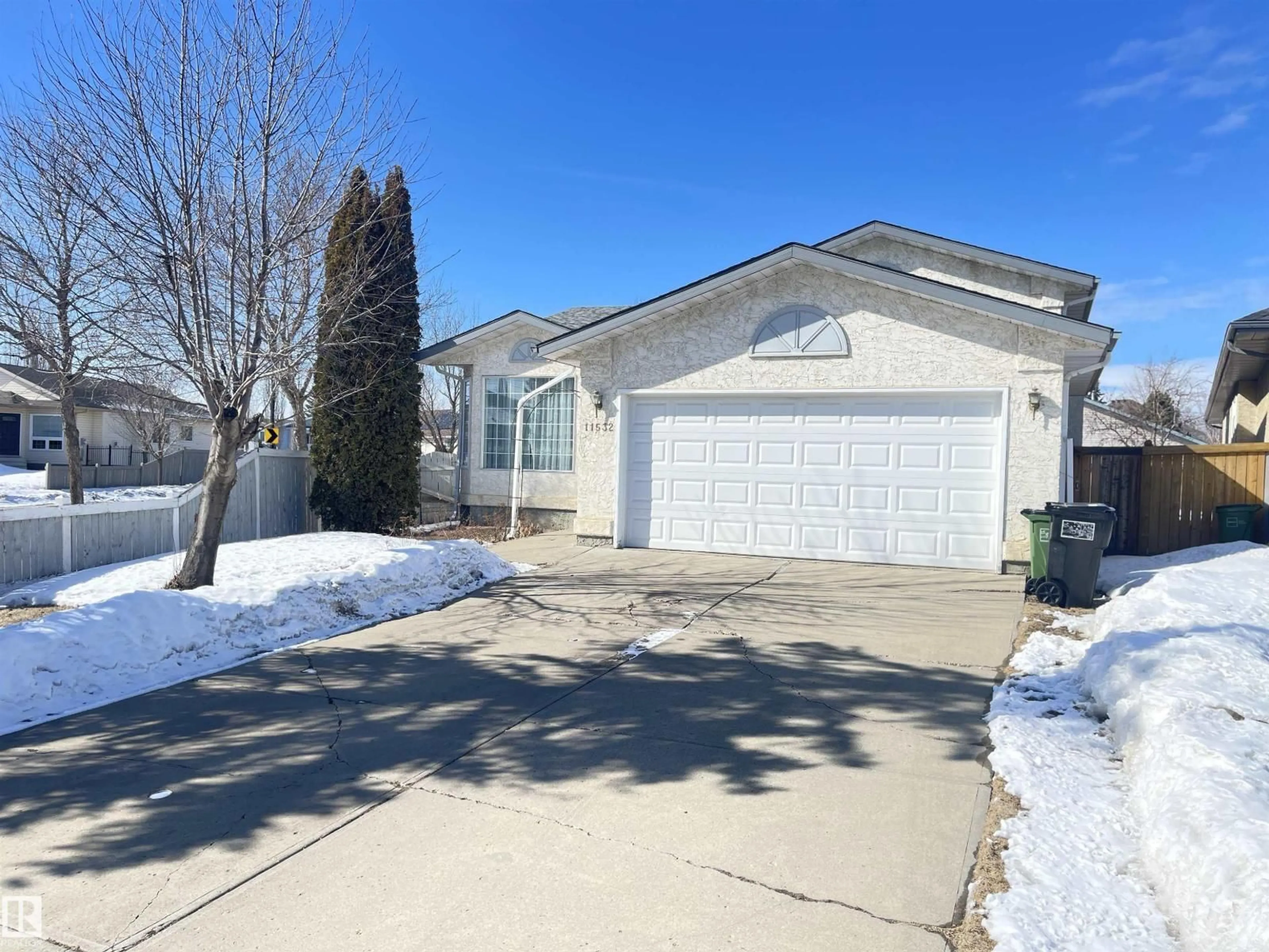 Unknown for 11532 9 AV, Edmonton Alberta T6J6T9