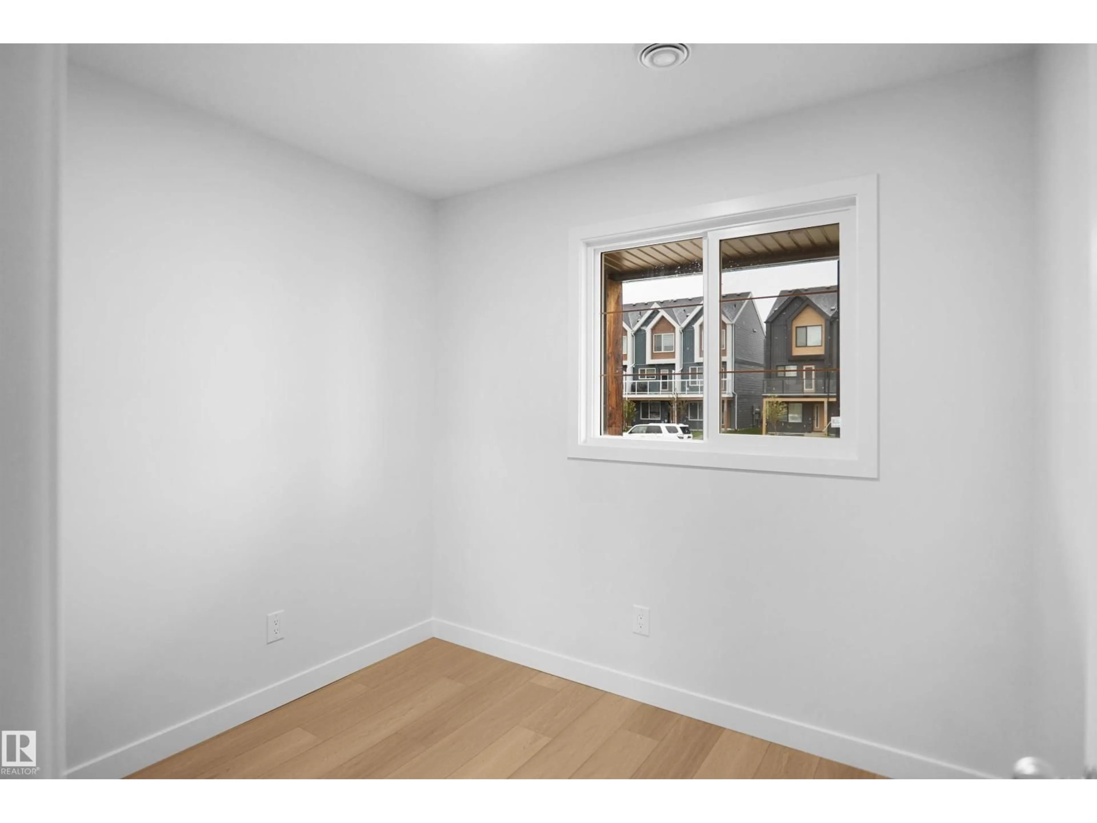 A pic of a room for 5145 RIVER'S EDGE WY, Edmonton Alberta T6M3B6