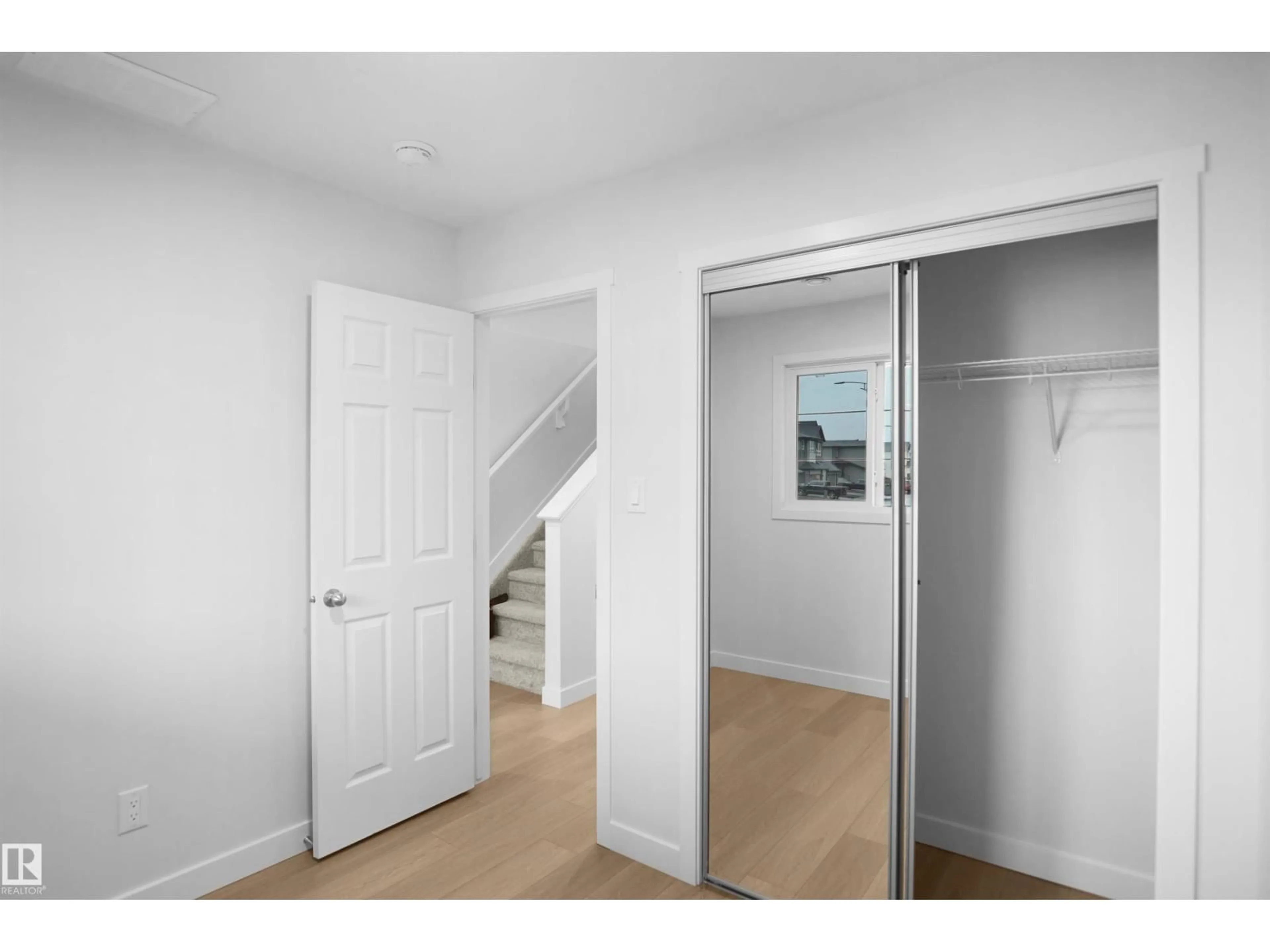 Unknown for 5145 RIVER'S EDGE WY, Edmonton Alberta T6M3B6