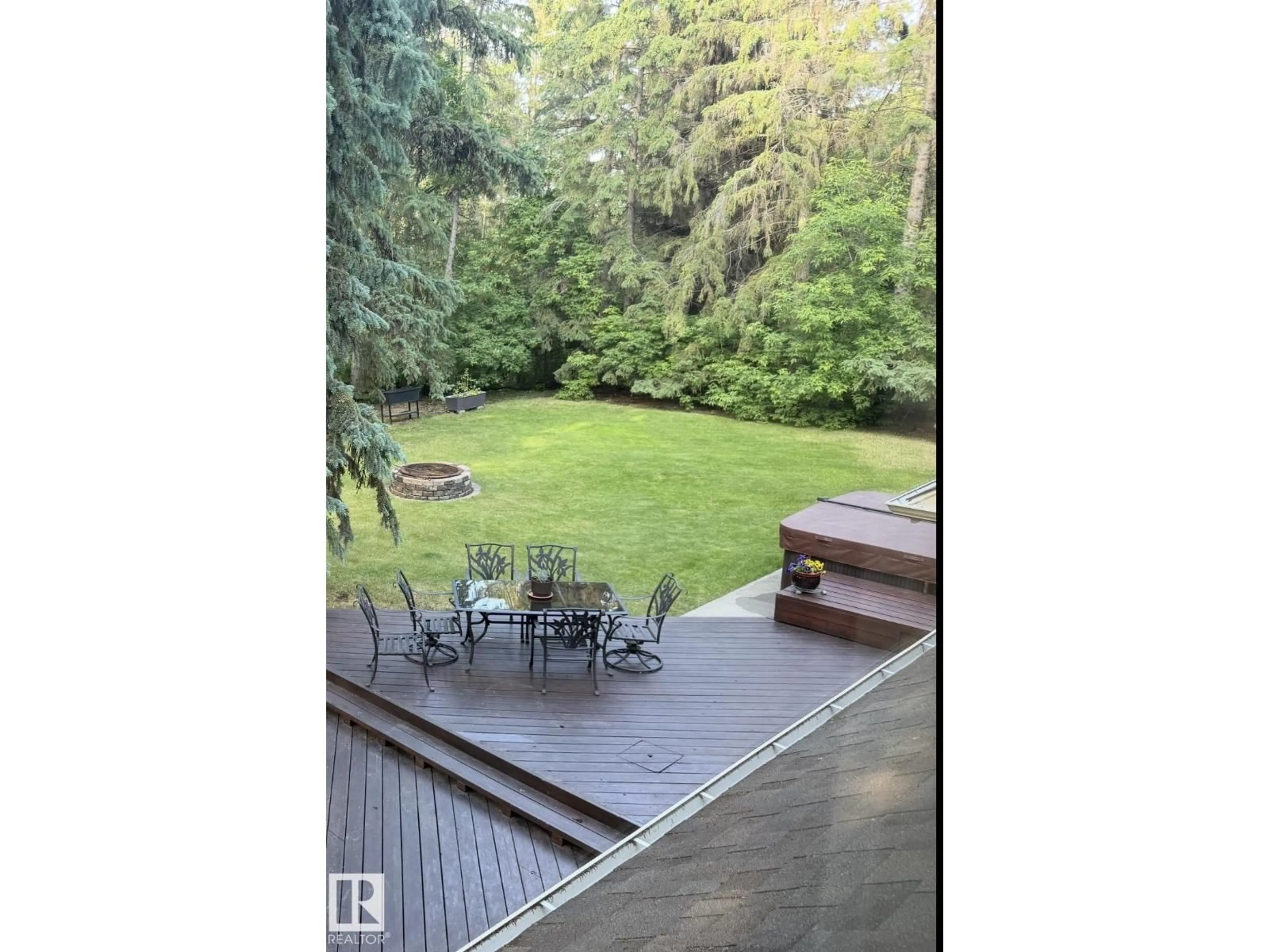 Patio, forest/trees view for NW - 14 WEDGEWOOD CR, Edmonton Alberta T6M2N4