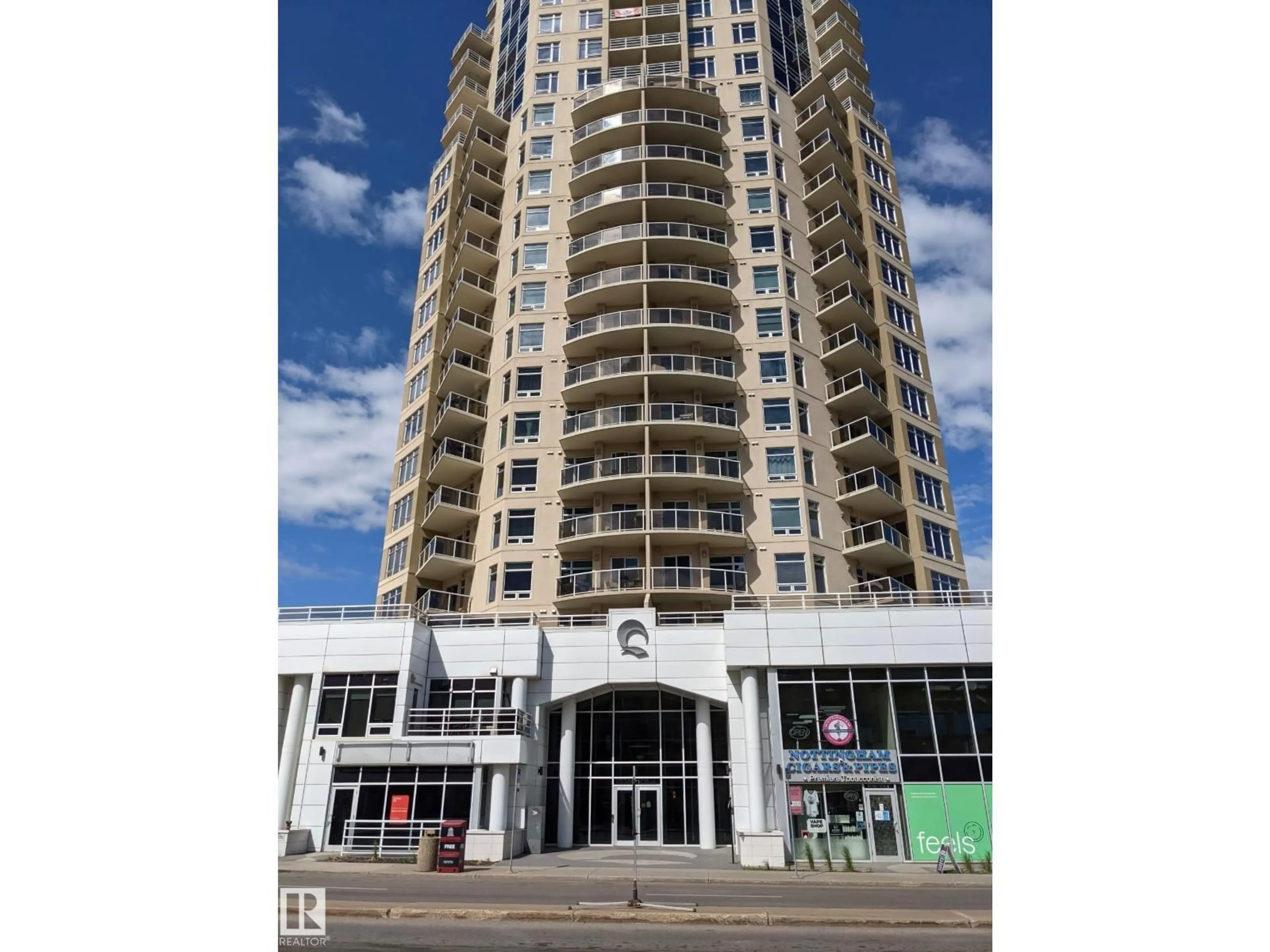 Indoor foyer for 501 - 10388 105 ST NW, Edmonton Alberta T5J0C2