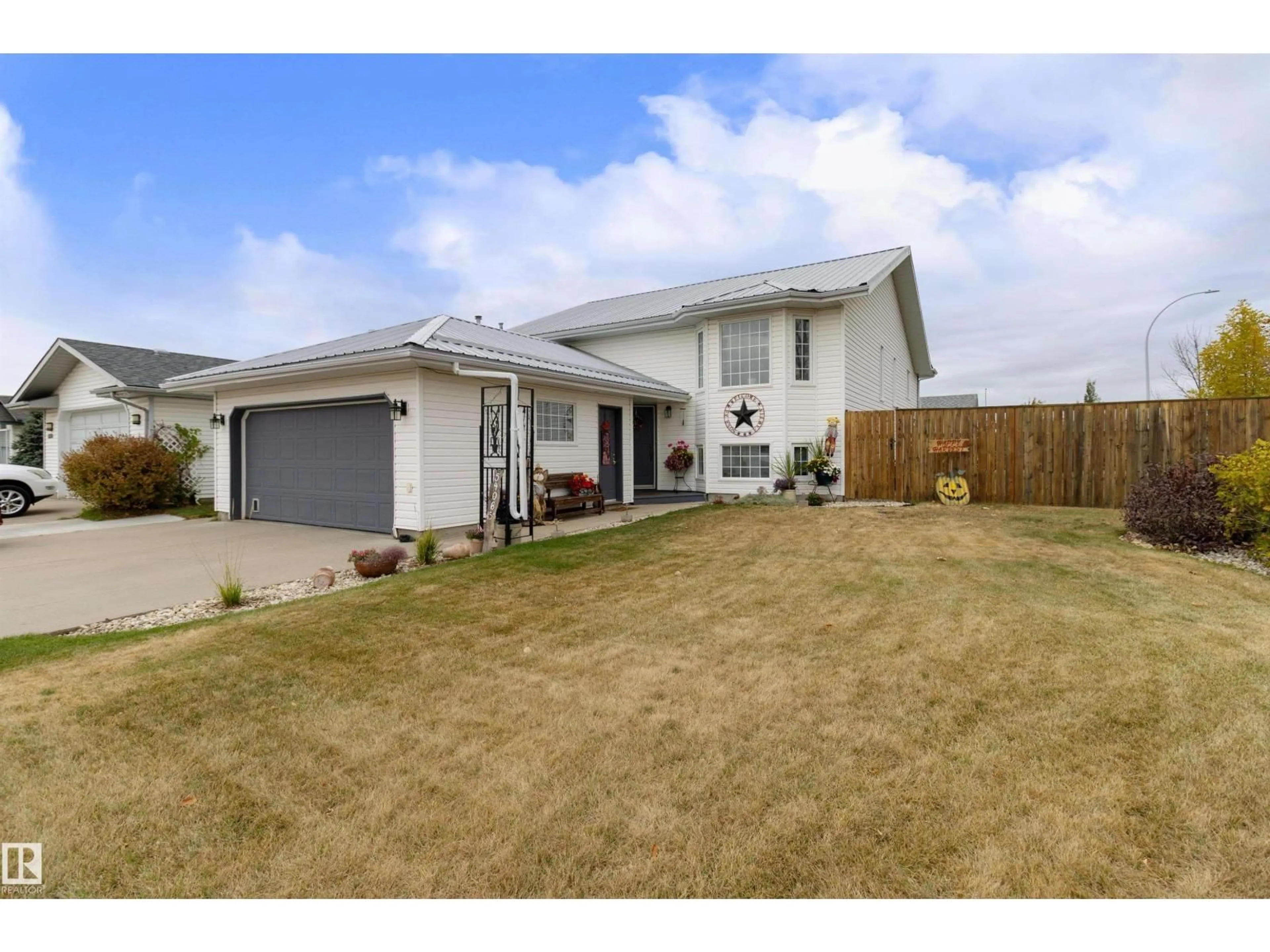 Unknown for 5406 45 ST, Tofield Alberta T0B4J0