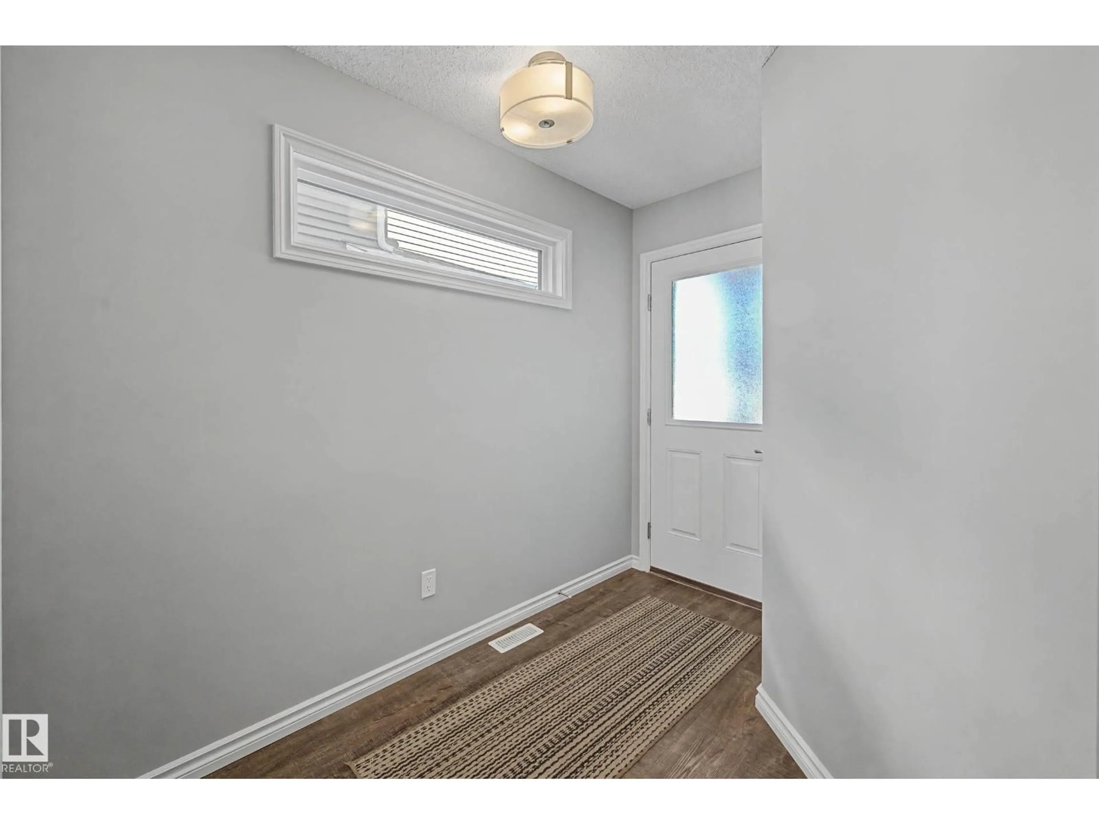 A pic of a room for 41 ROBIN WY, St. Albert Alberta T8N7T7