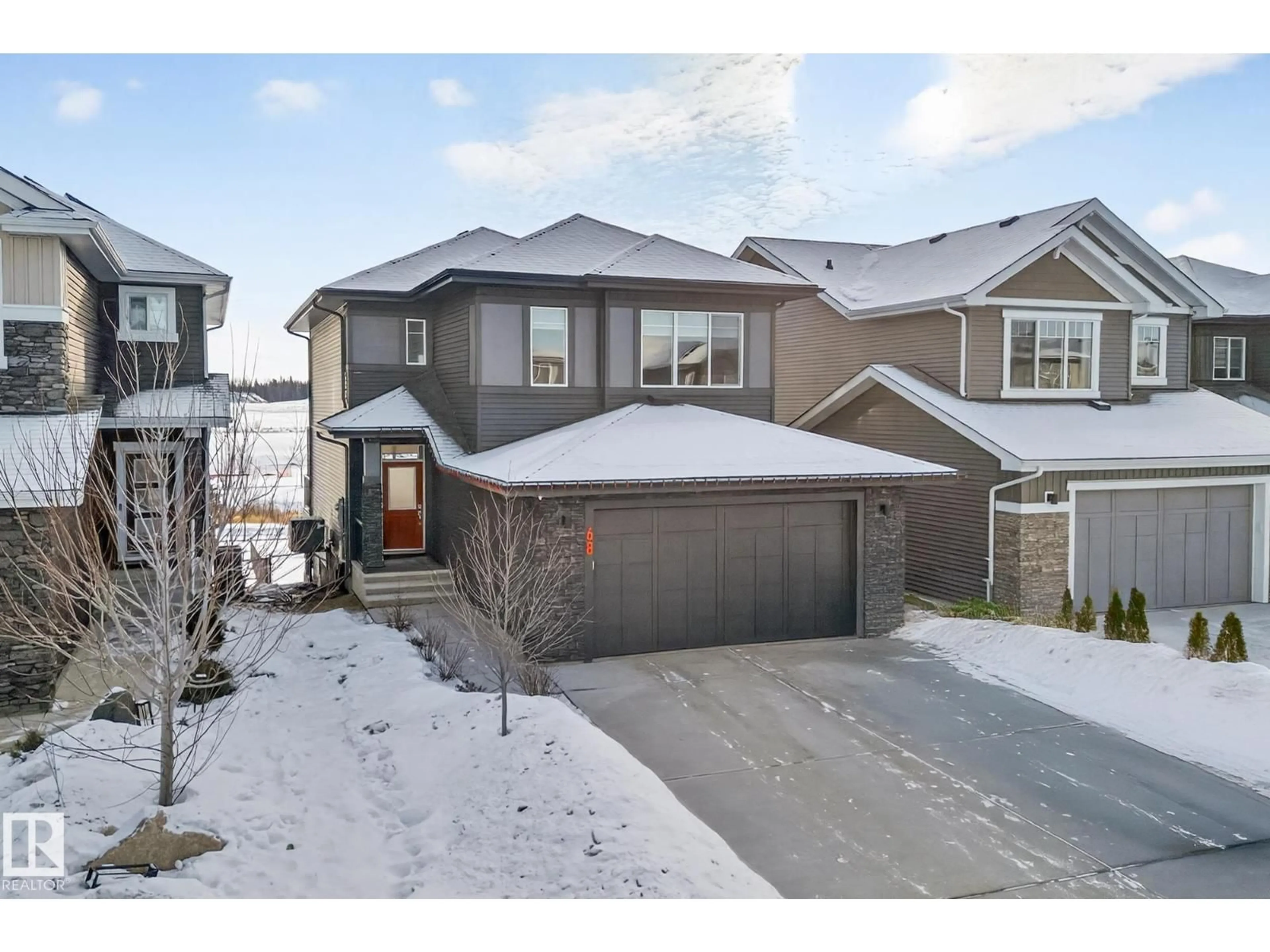 A pic from outside/outdoor area/front of a property/back of a property/a pic from drone, street for 68 PROSPECT PL, Spruce Grove Alberta T7X0E2