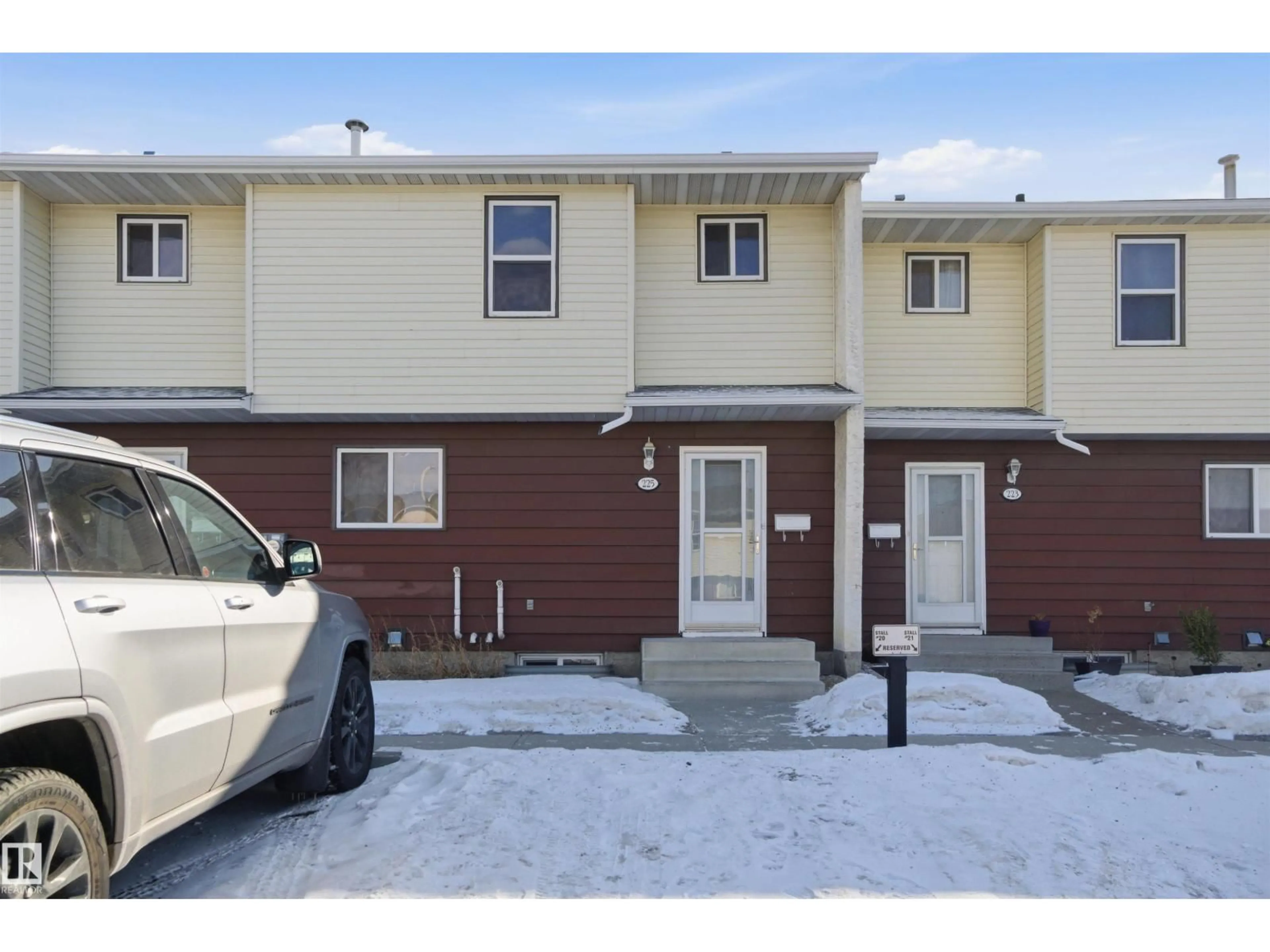 Unknown for 225 HARRISON DR, Edmonton Alberta T5A2X5