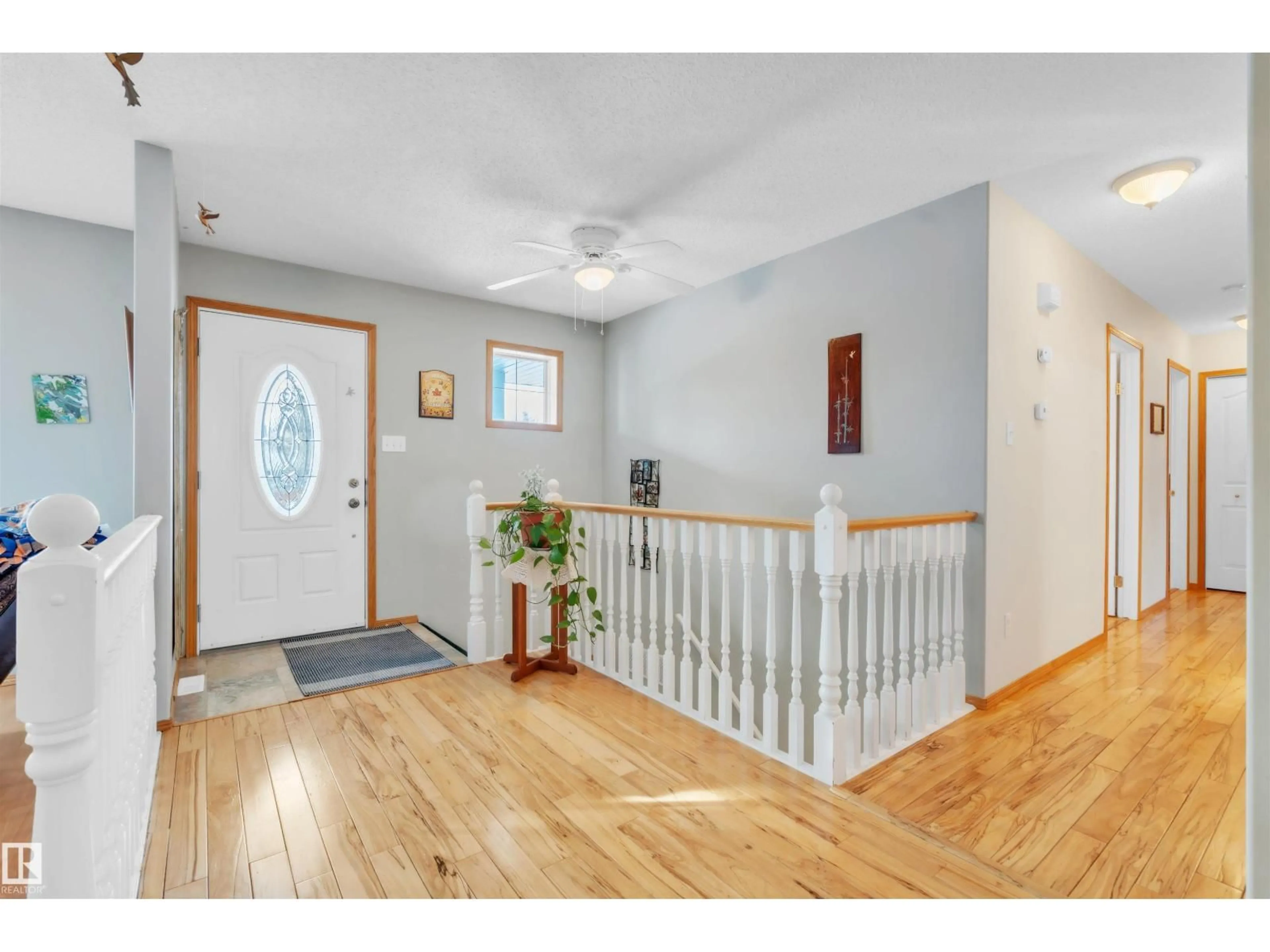 Indoor entryway for 6108 51 AV, Cold Lake Alberta T9M1T6