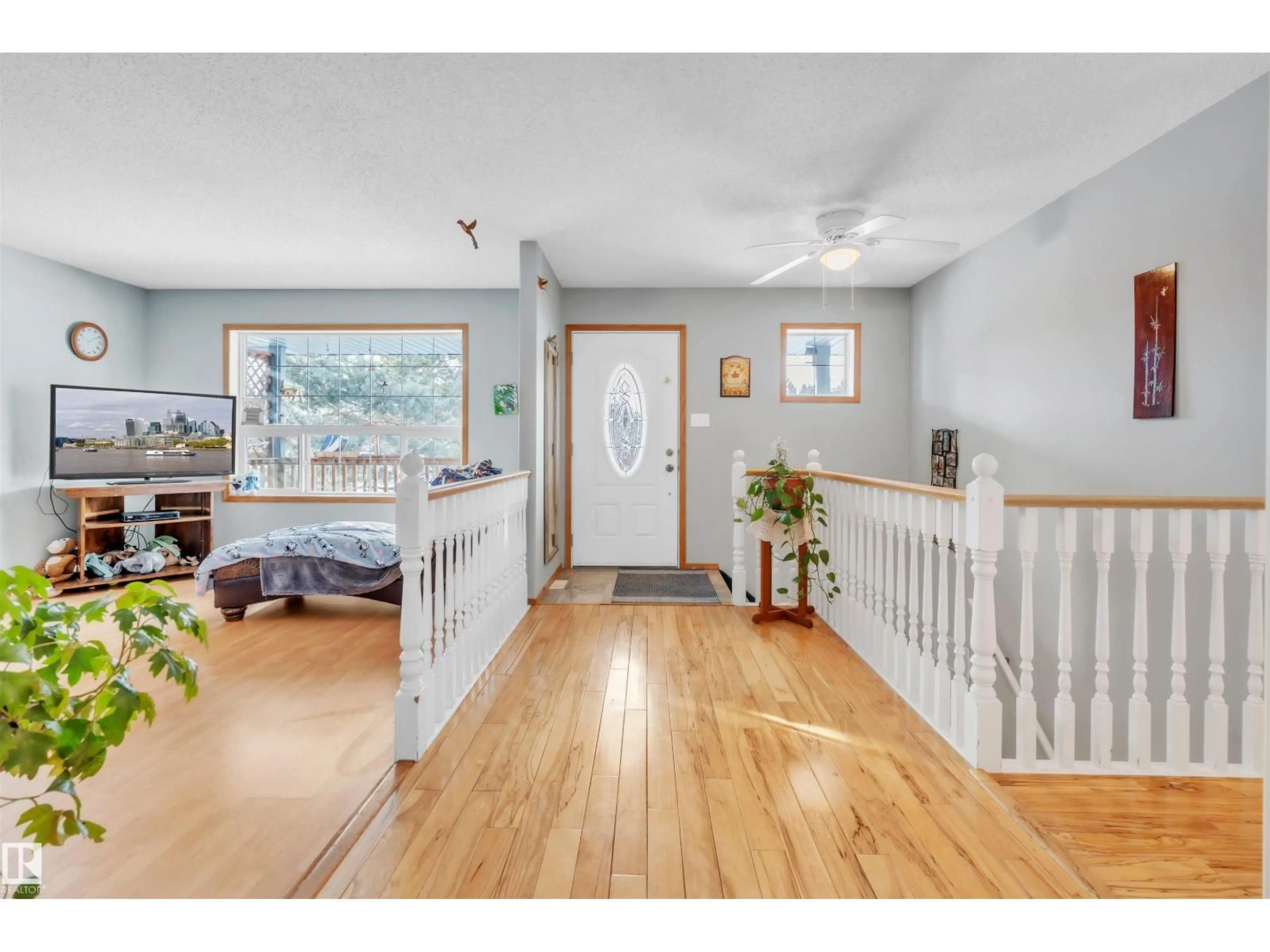 Indoor entryway for 6108 51 AV, Cold Lake Alberta T9M1T6