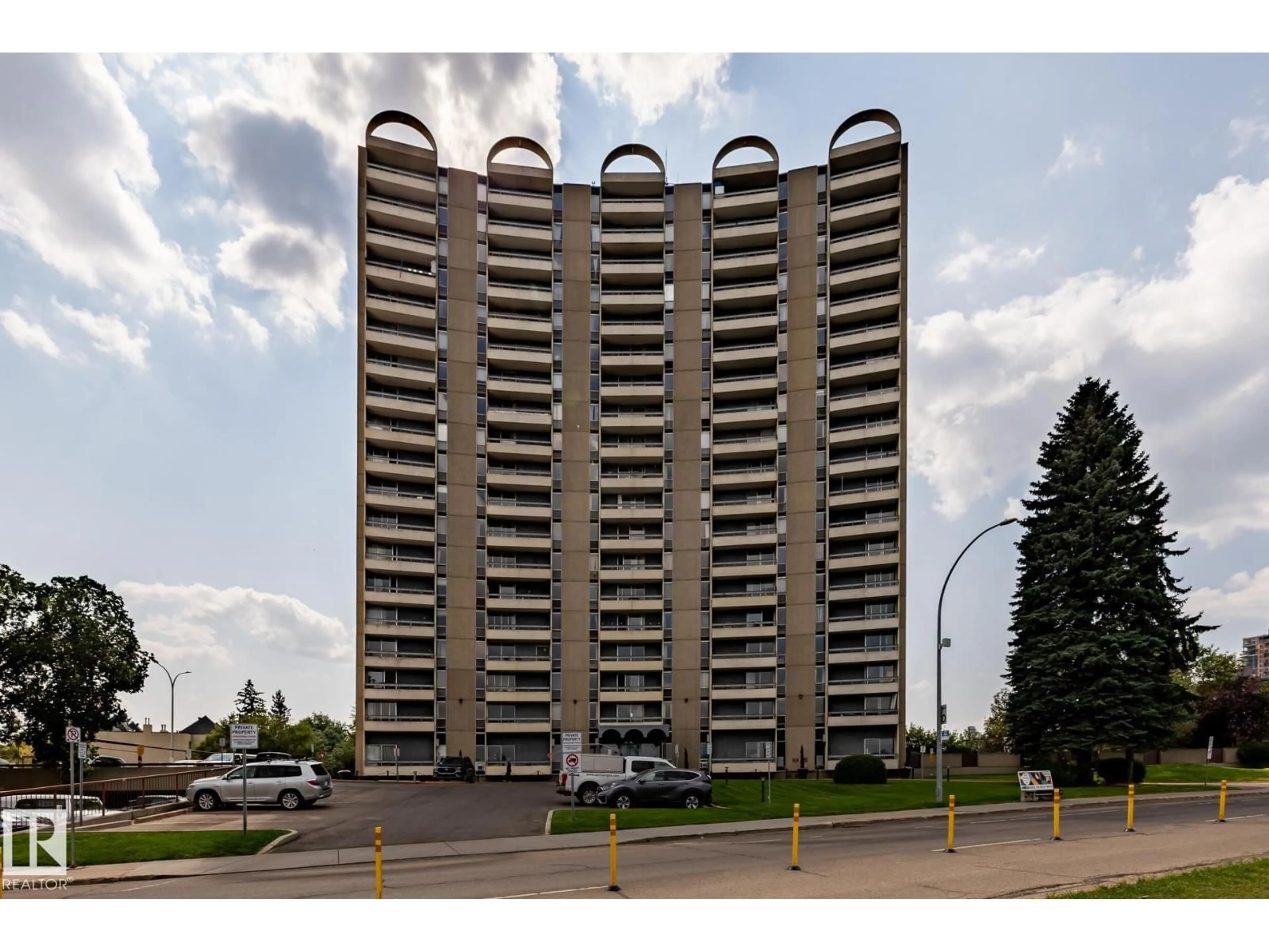 Unknown for NW - 911 10883 SASKATCHEWAN DR, Edmonton Alberta T6E4S6