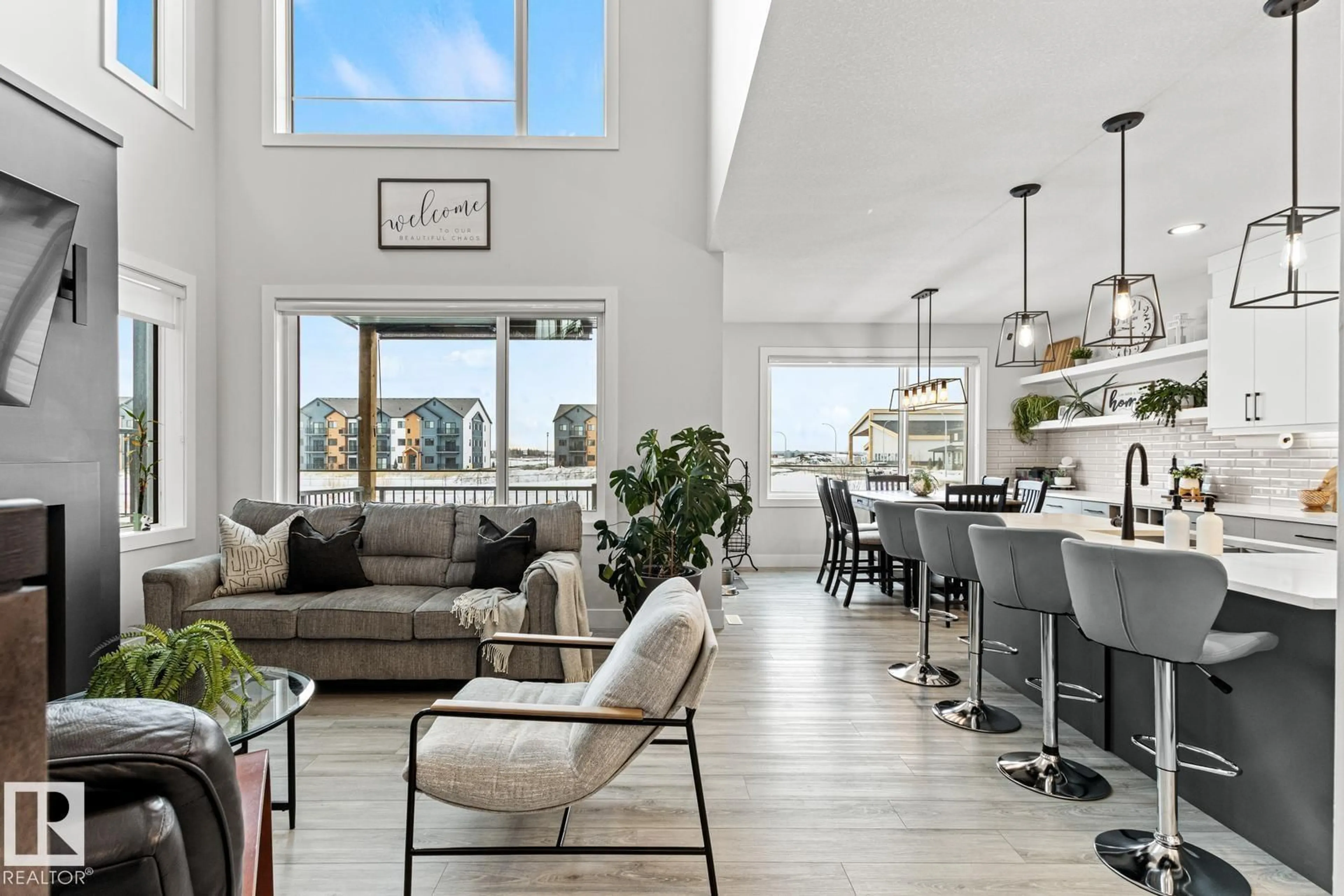 Open concept kitchen, unknown for 5 STARLING WY, Fort Saskatchewan Alberta T8L0Y1