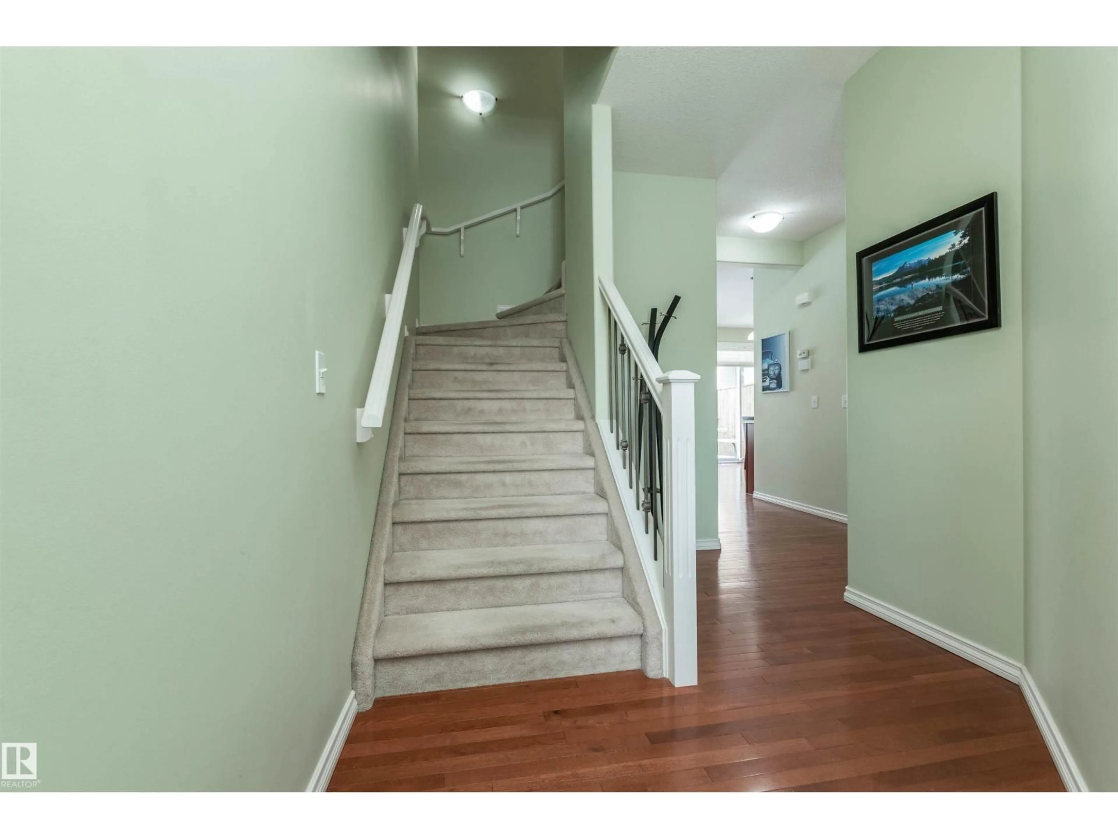 Unknown for SW - 11548 11 AV, Edmonton Alberta T6W1W8