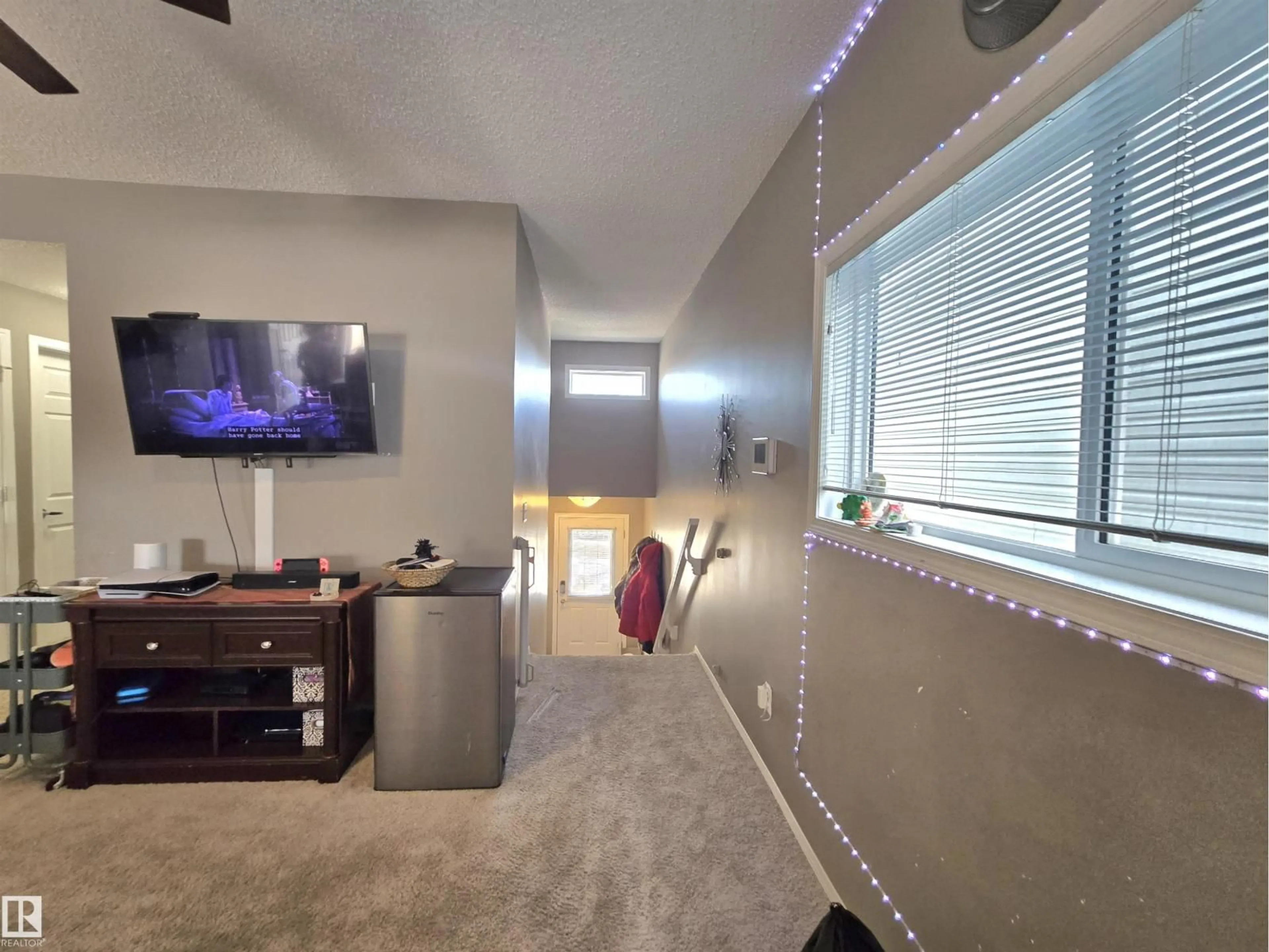 A pic of a room for #24 - 6520 2 AV, Edmonton Alberta T6X1S4