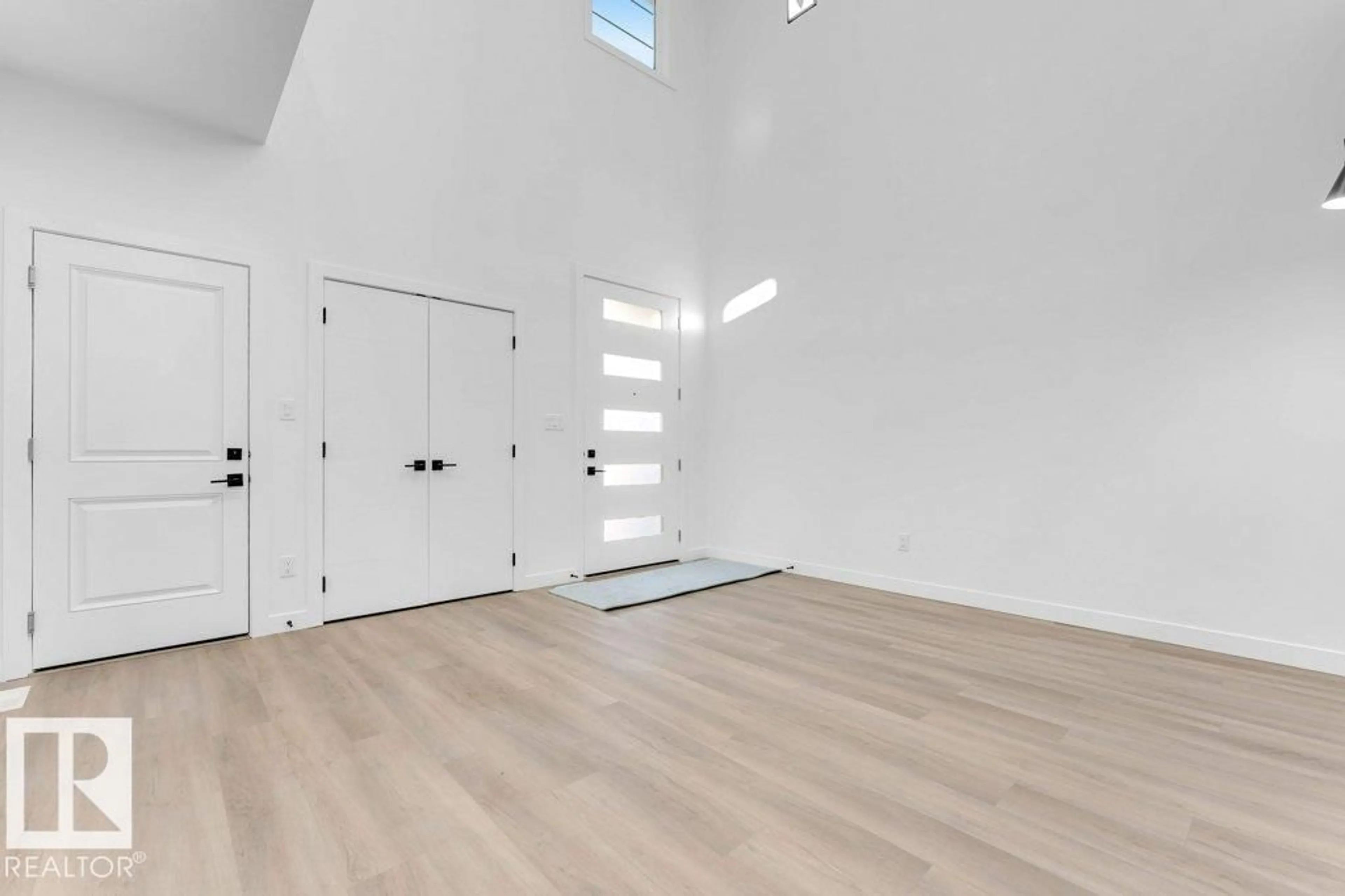 Indoor entryway for NE - 6032 19 ST, Rural Leduc County Alberta T4X3C4