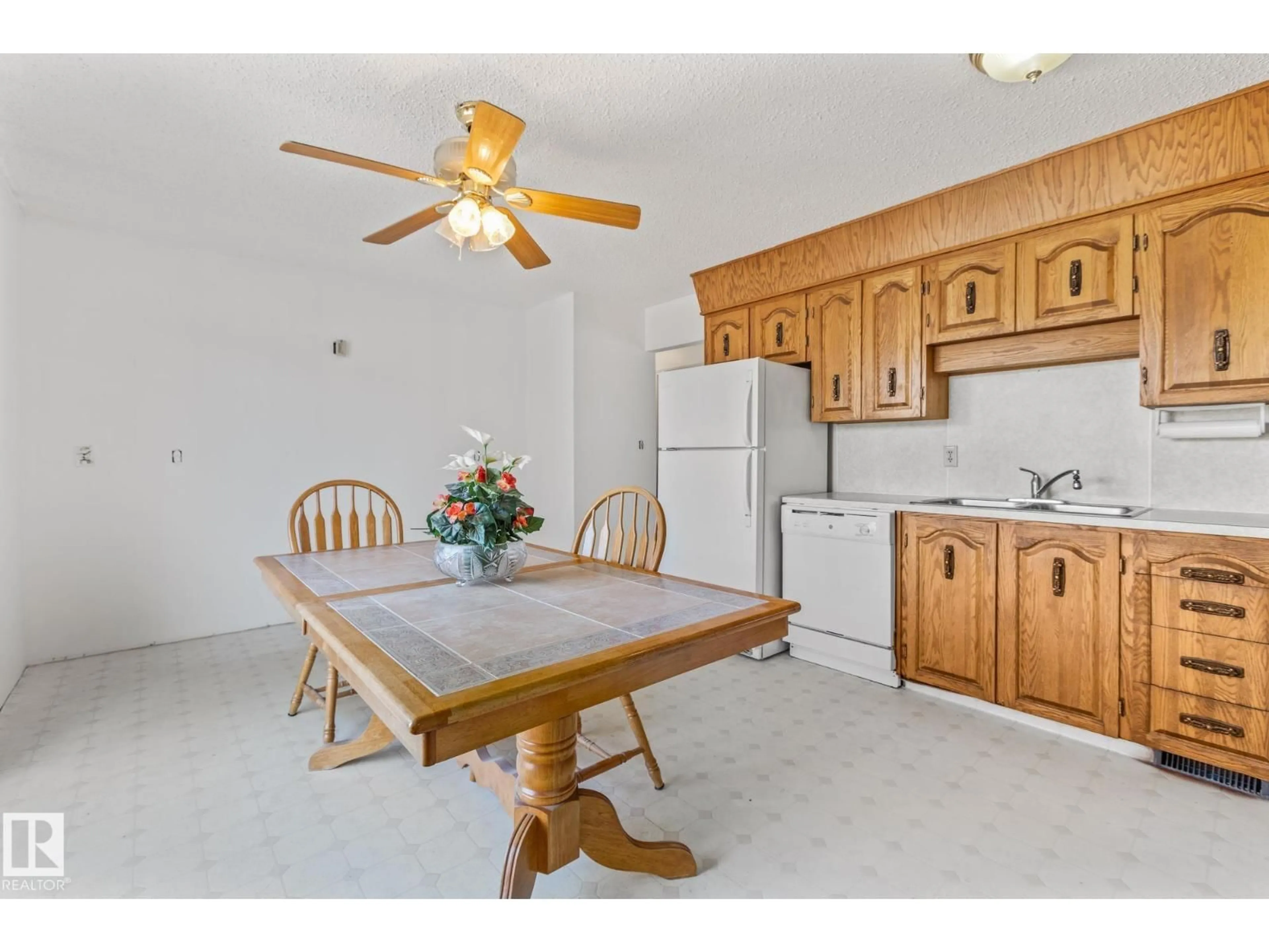 Standard kitchen, ceramic/tile floor for 160 CLAREVIEW ROAD, Edmonton Alberta T5A3Y3