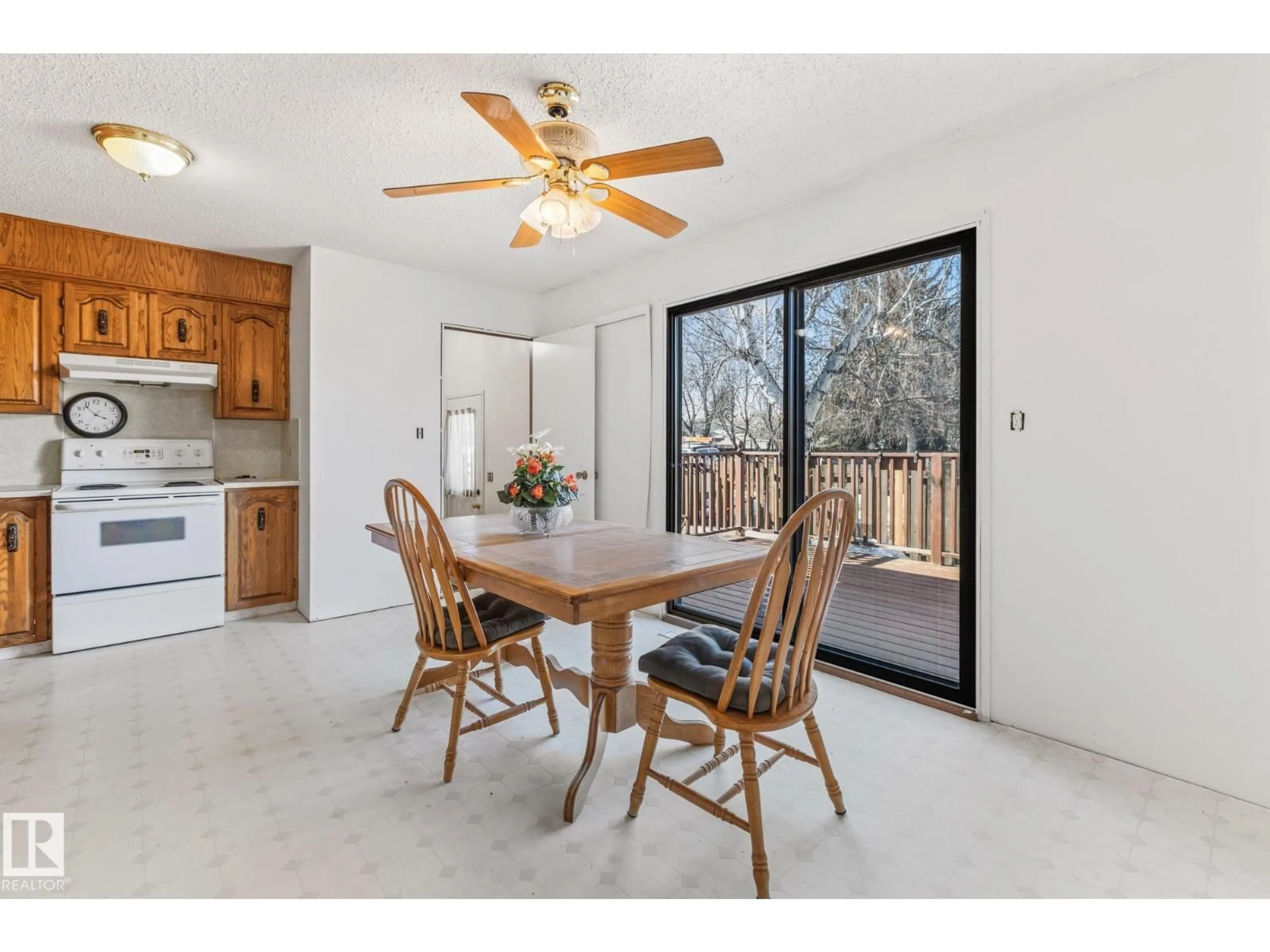 Dining room, unknown for 160 CLAREVIEW ROAD, Edmonton Alberta T5A3Y3